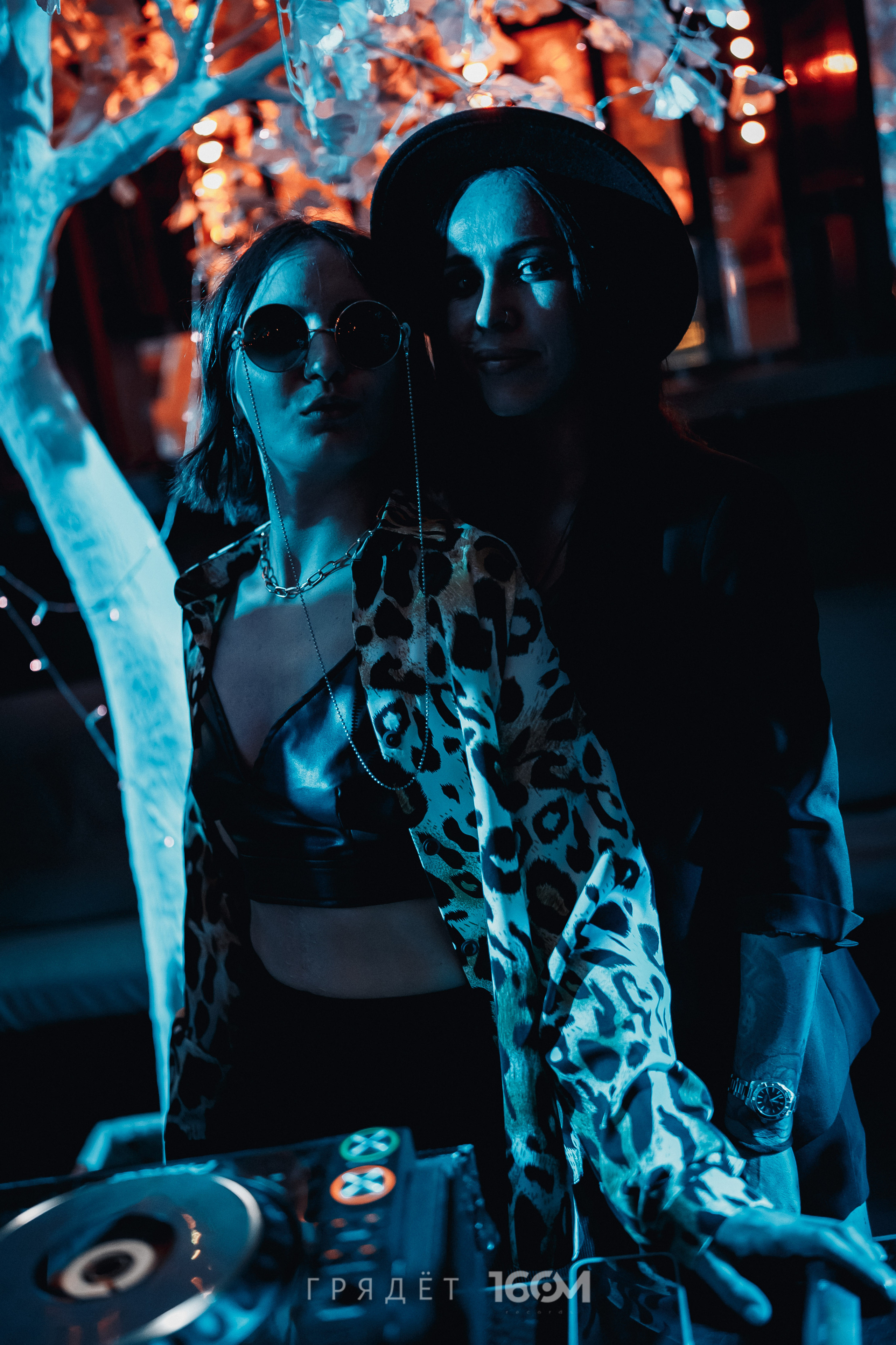 16 Om & Gryadet. Репортажный (клубный) фотограф в Москве