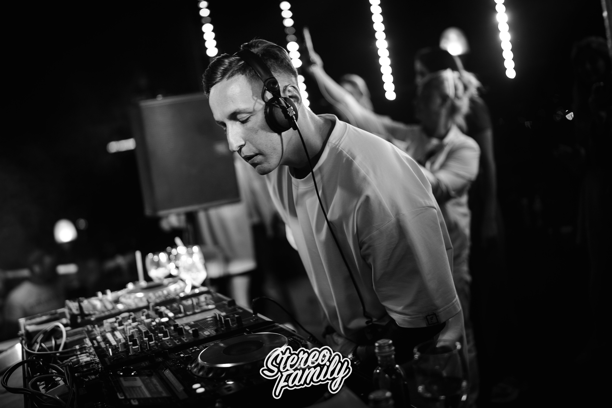 Stereoporno at Fantomas Rooftop. Репортажный (клубный) фотограф в Москве