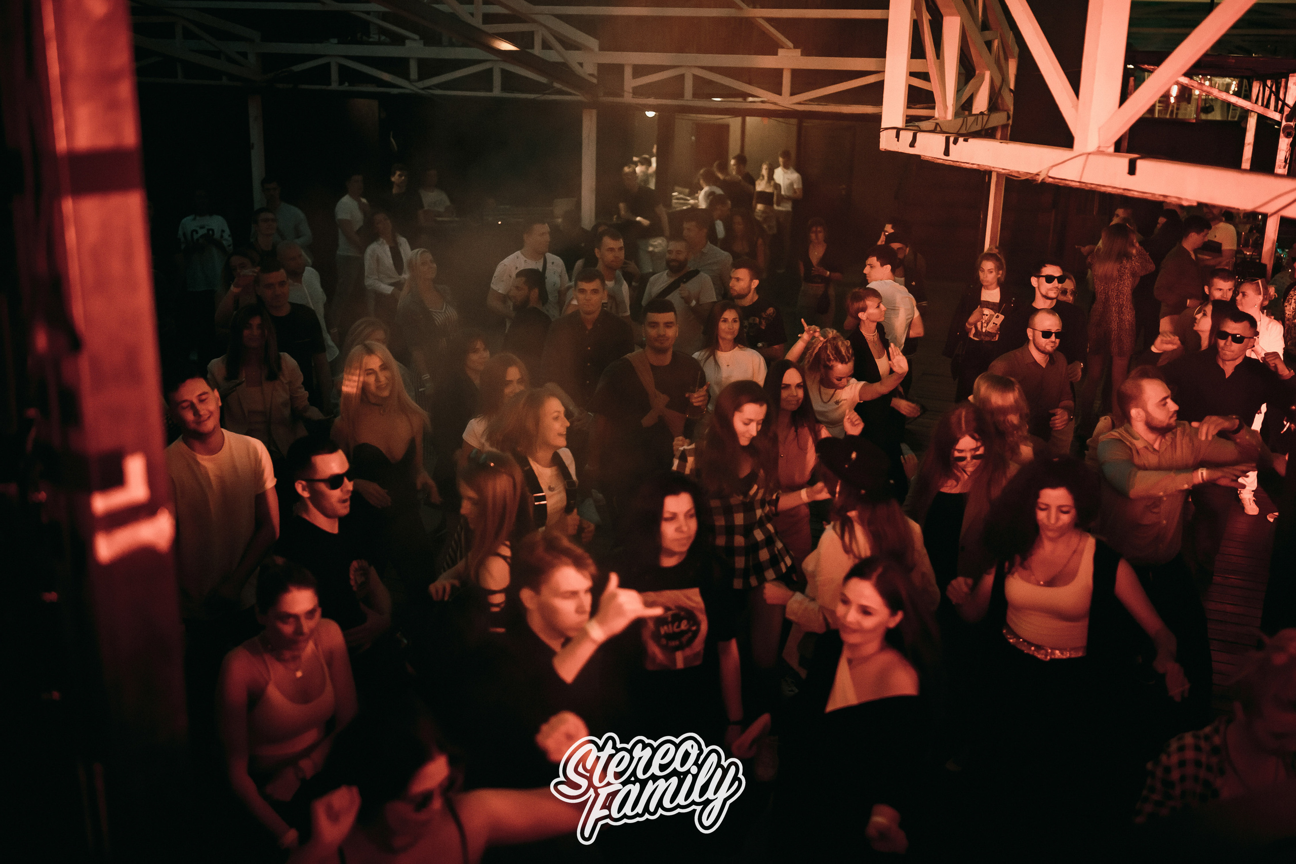 Stereoporno at Fantomas Rooftop. Репортажный (клубный) фотограф в Москве