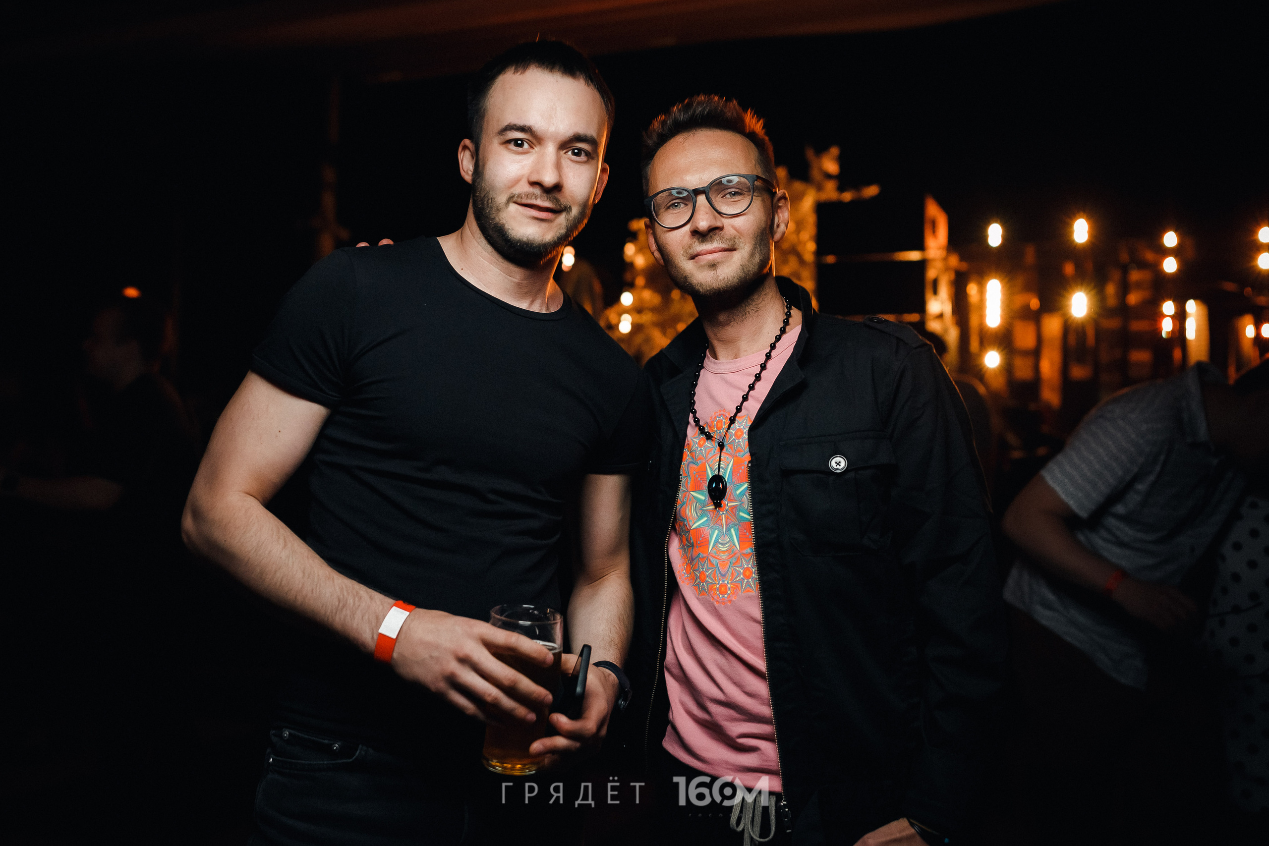 16 Om & Gryadet. Репортажный (клубный) фотограф в Москве