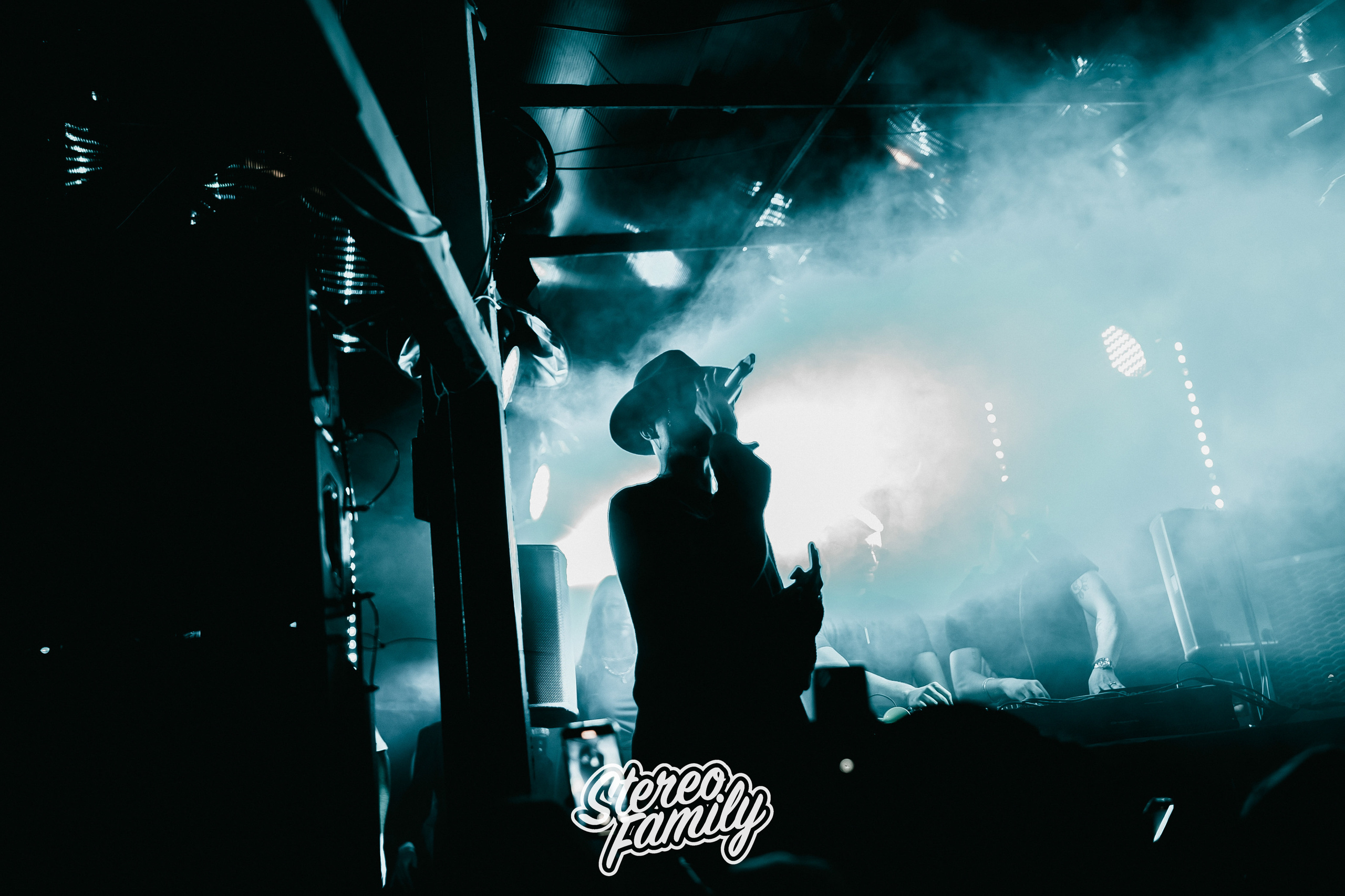 Stereoporno at Fantomas Rooftop. Репортажный (клубный) фотограф в Москве