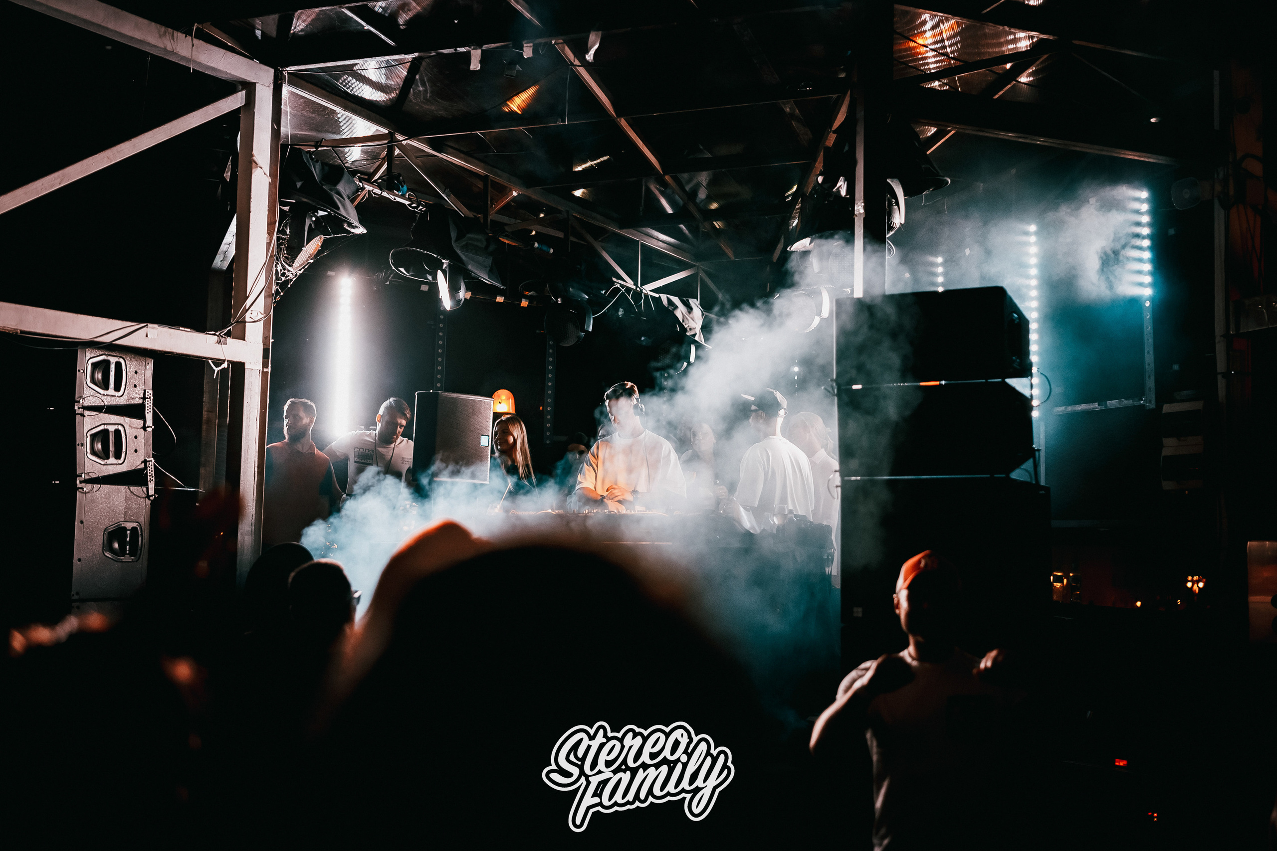 Stereoporno at Fantomas Rooftop. Репортажный (клубный) фотограф в Москве