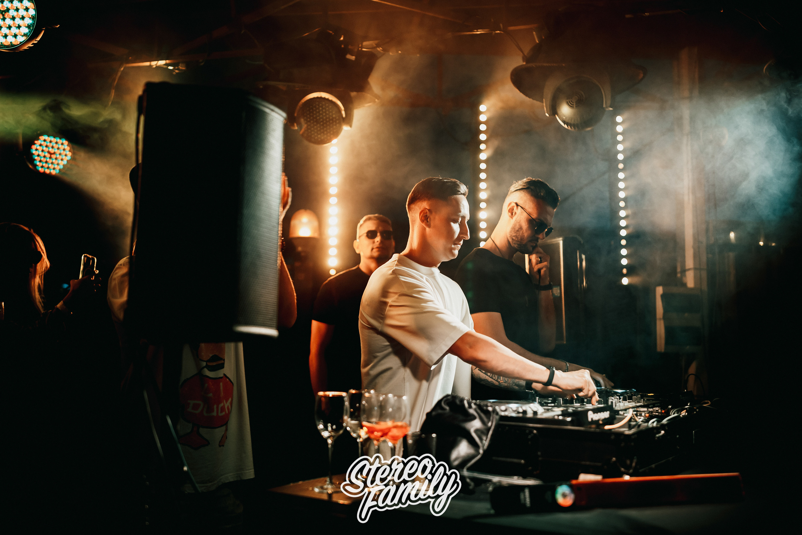 Stereoporno at Fantomas Rooftop. Репортажный (клубный) фотограф в Москве