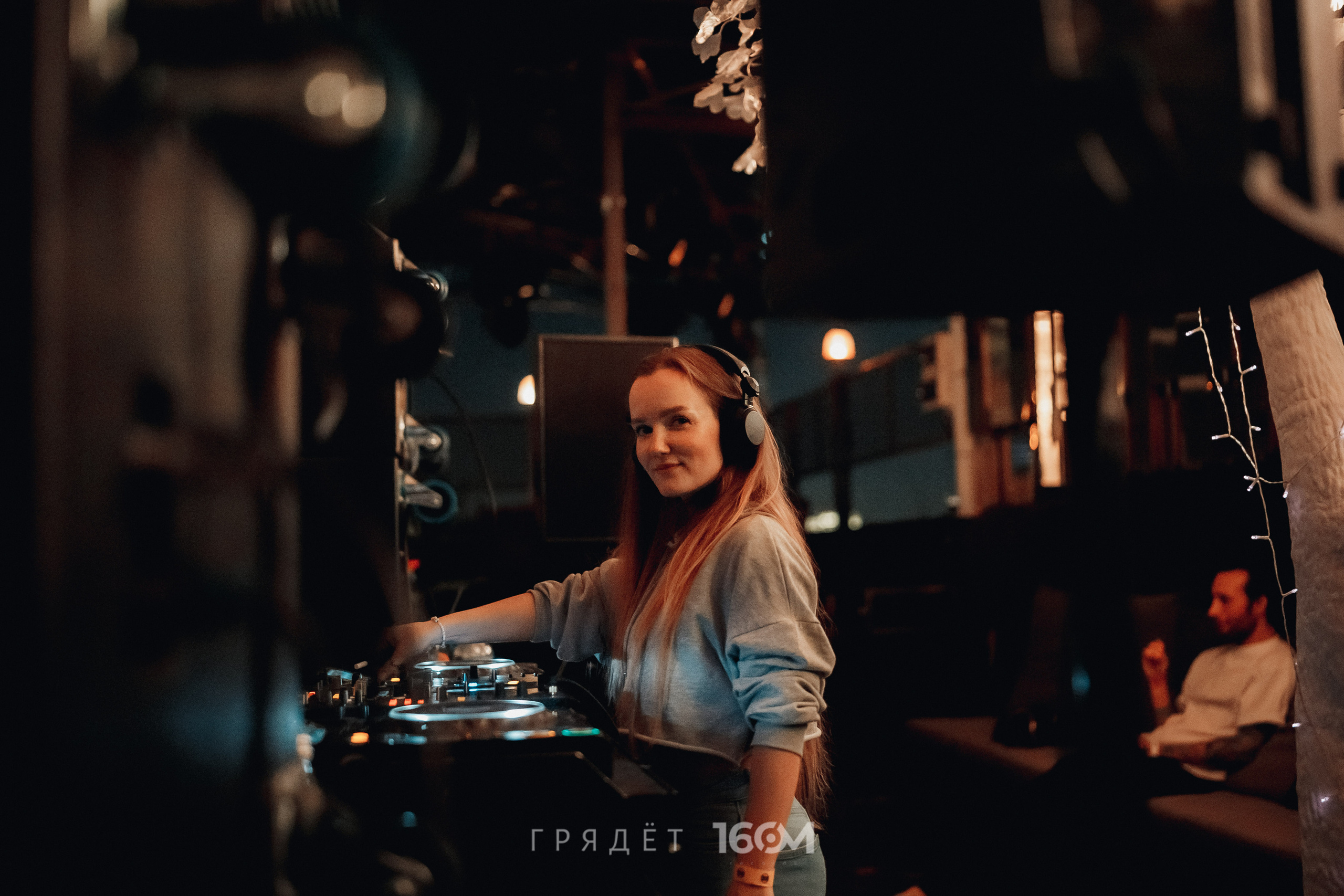 16 Om & Gryadet. Репортажный (клубный) фотограф в Москве