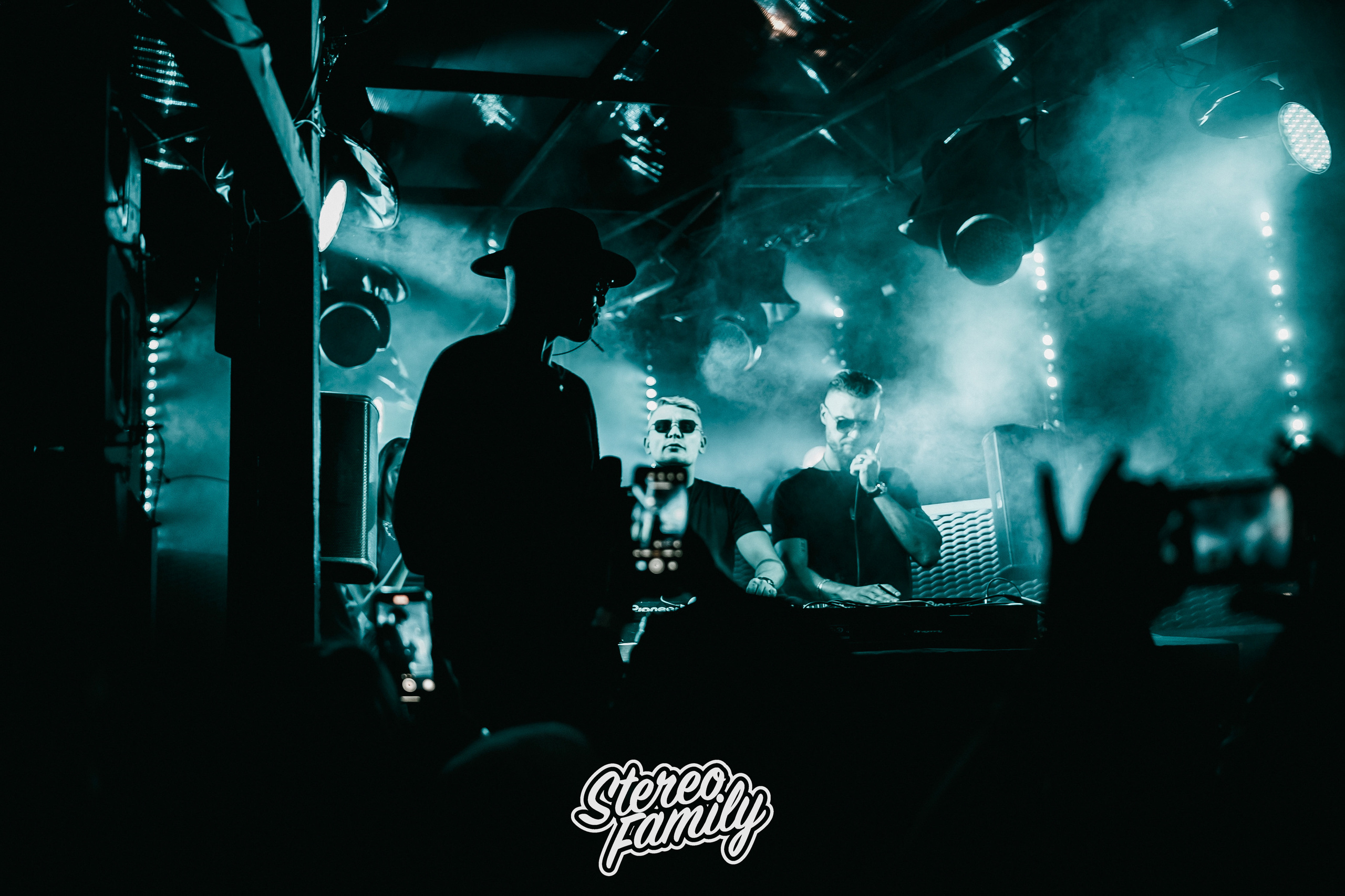 Stereoporno at Fantomas Rooftop. Репортажный (клубный) фотограф в Москве