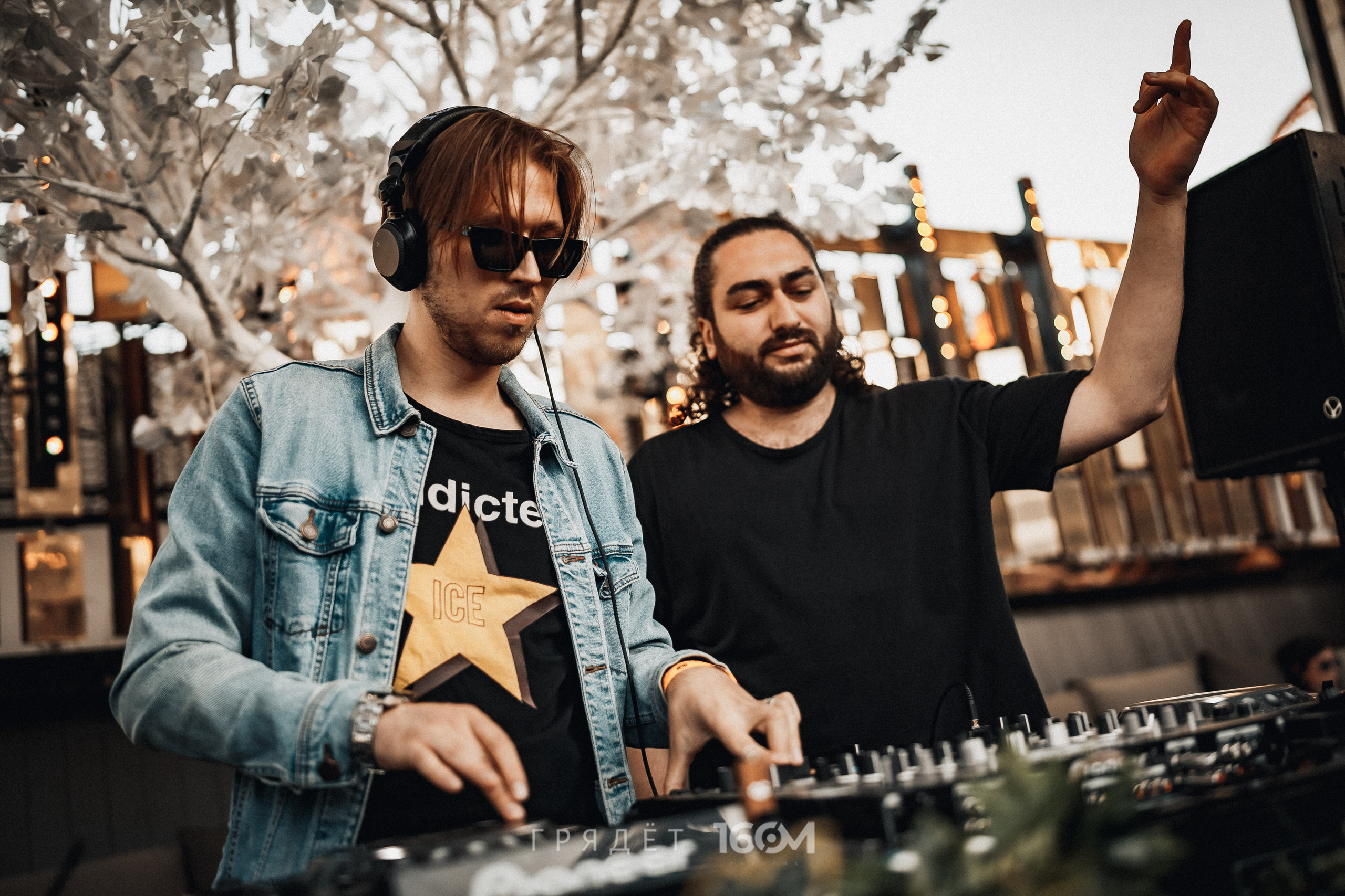 16 Om & Gryadet. Репортажный (клубный) фотограф в Москве