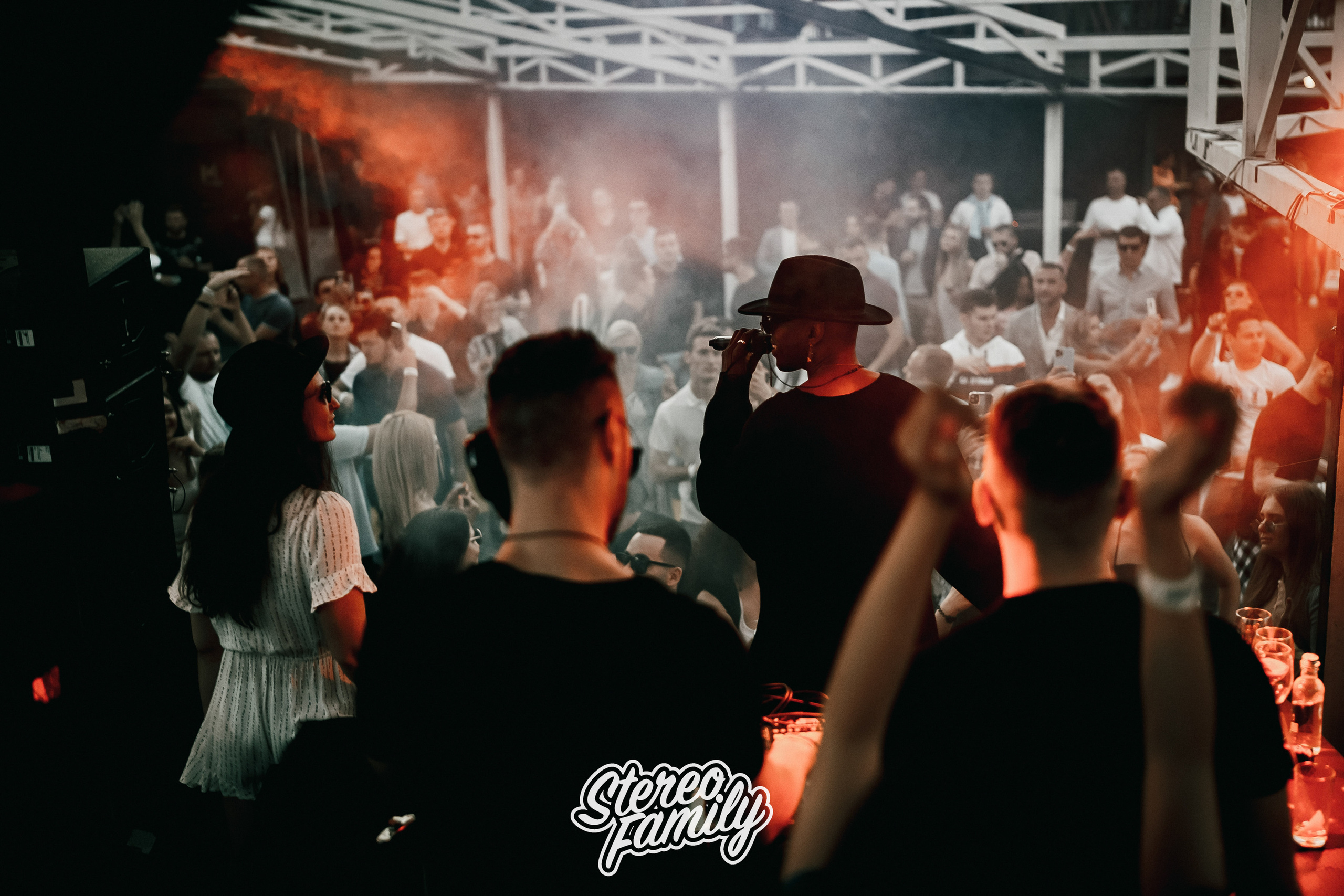 Stereoporno at Fantomas Rooftop. Репортажный (клубный) фотограф в Москве