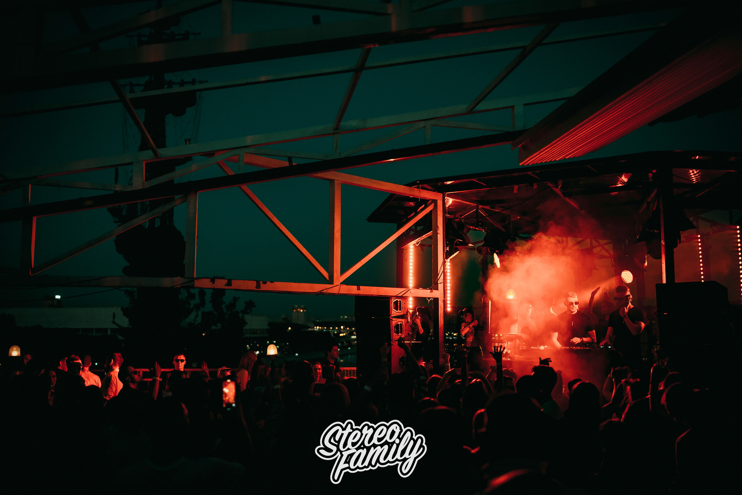 Stereoporno at Fantomas Rooftop. Репортажный (клубный) фотограф в Москве