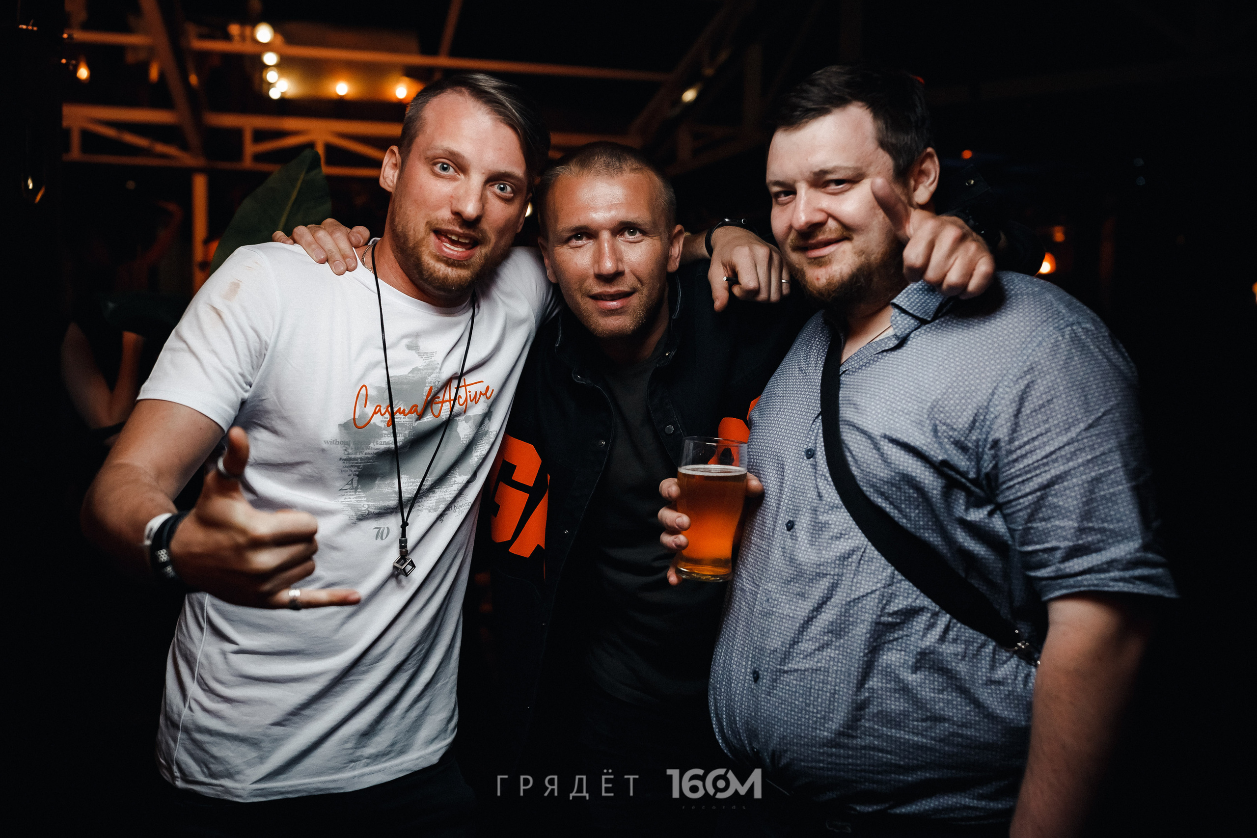 16 Om & Gryadet. Репортажный (клубный) фотограф в Москве