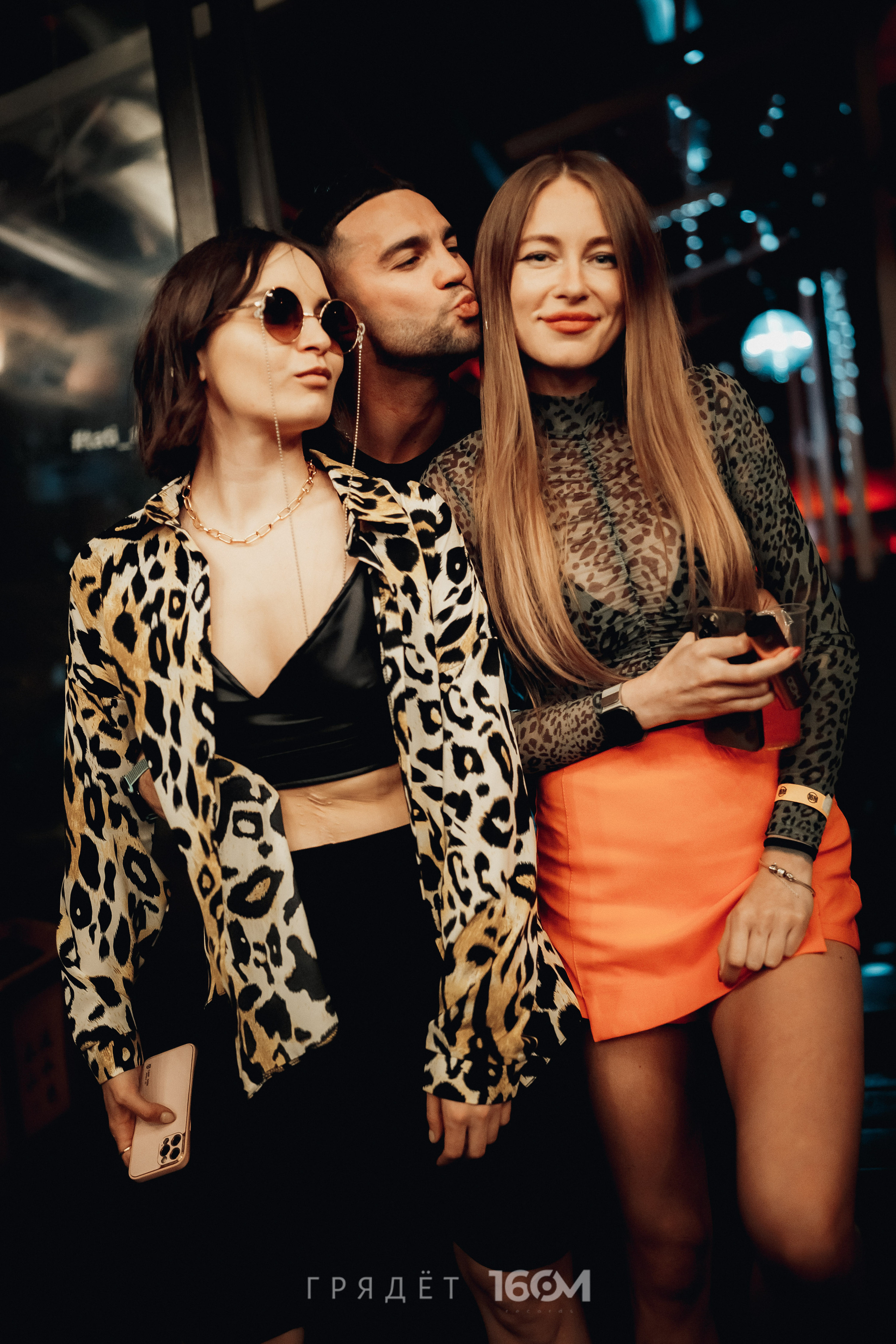 16 Om & Gryadet. Репортажный (клубный) фотограф в Москве