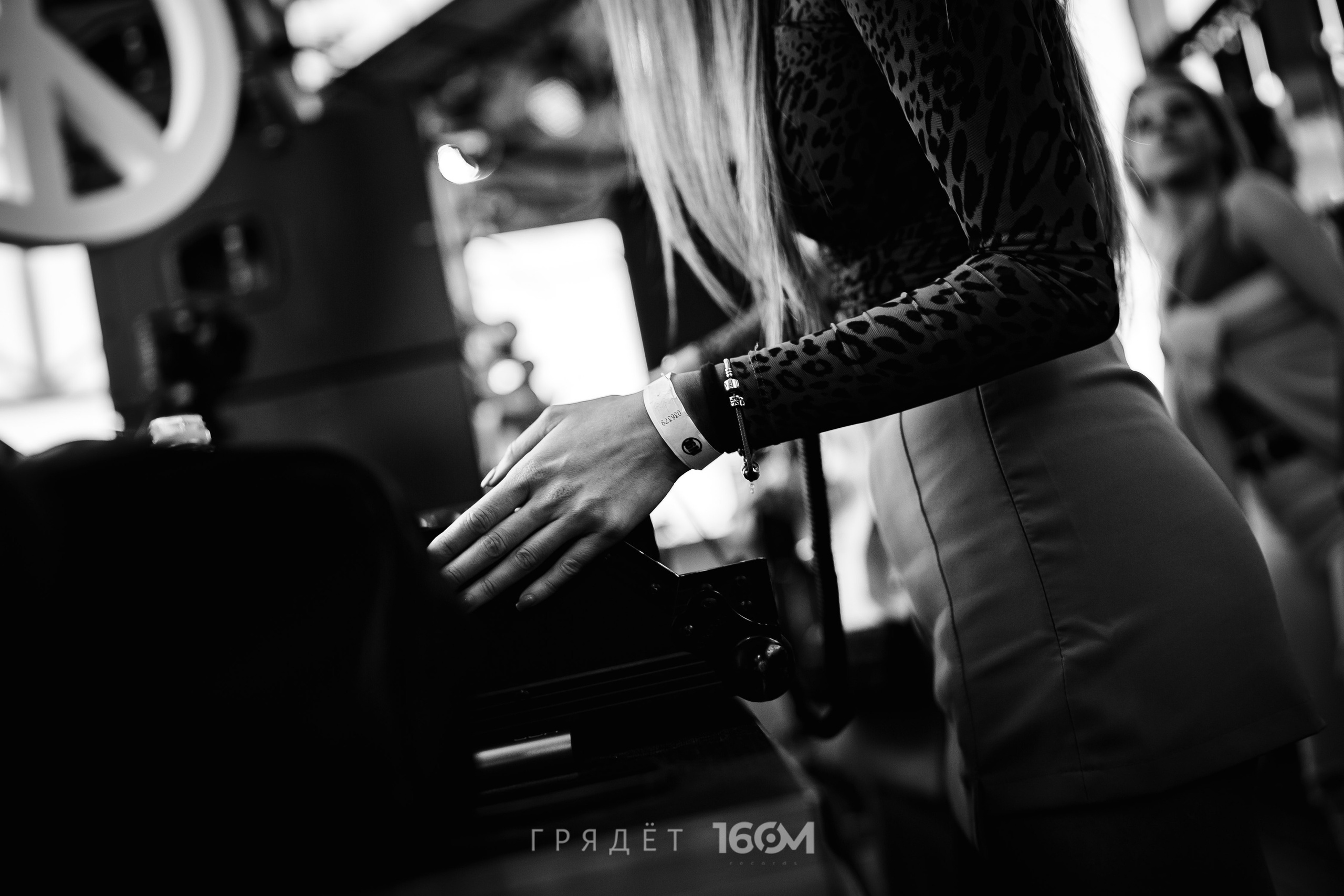 16 Om & Gryadet. Репортажный (клубный) фотограф в Москве