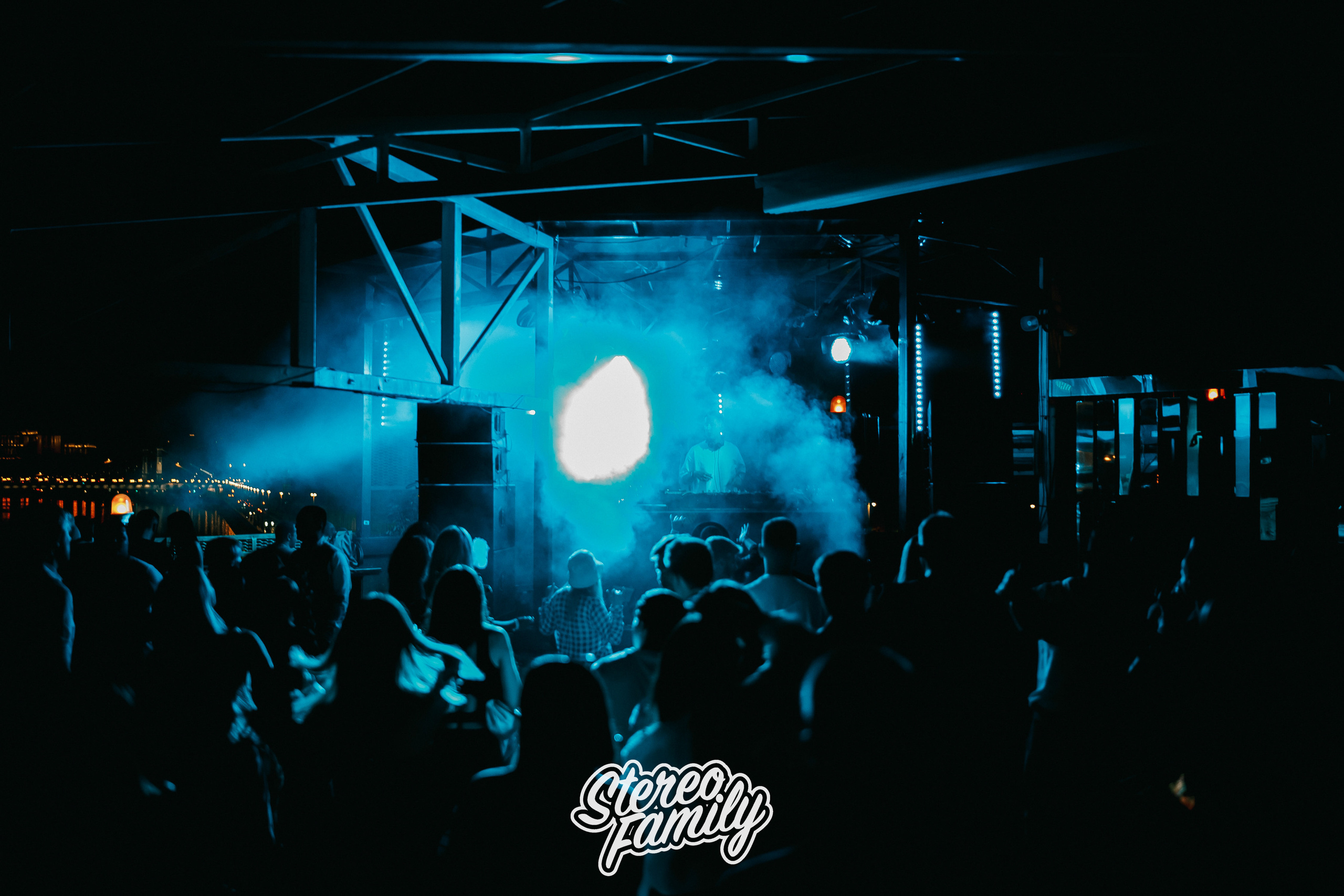 Stereoporno at Fantomas Rooftop. Репортажный (клубный) фотограф в Москве