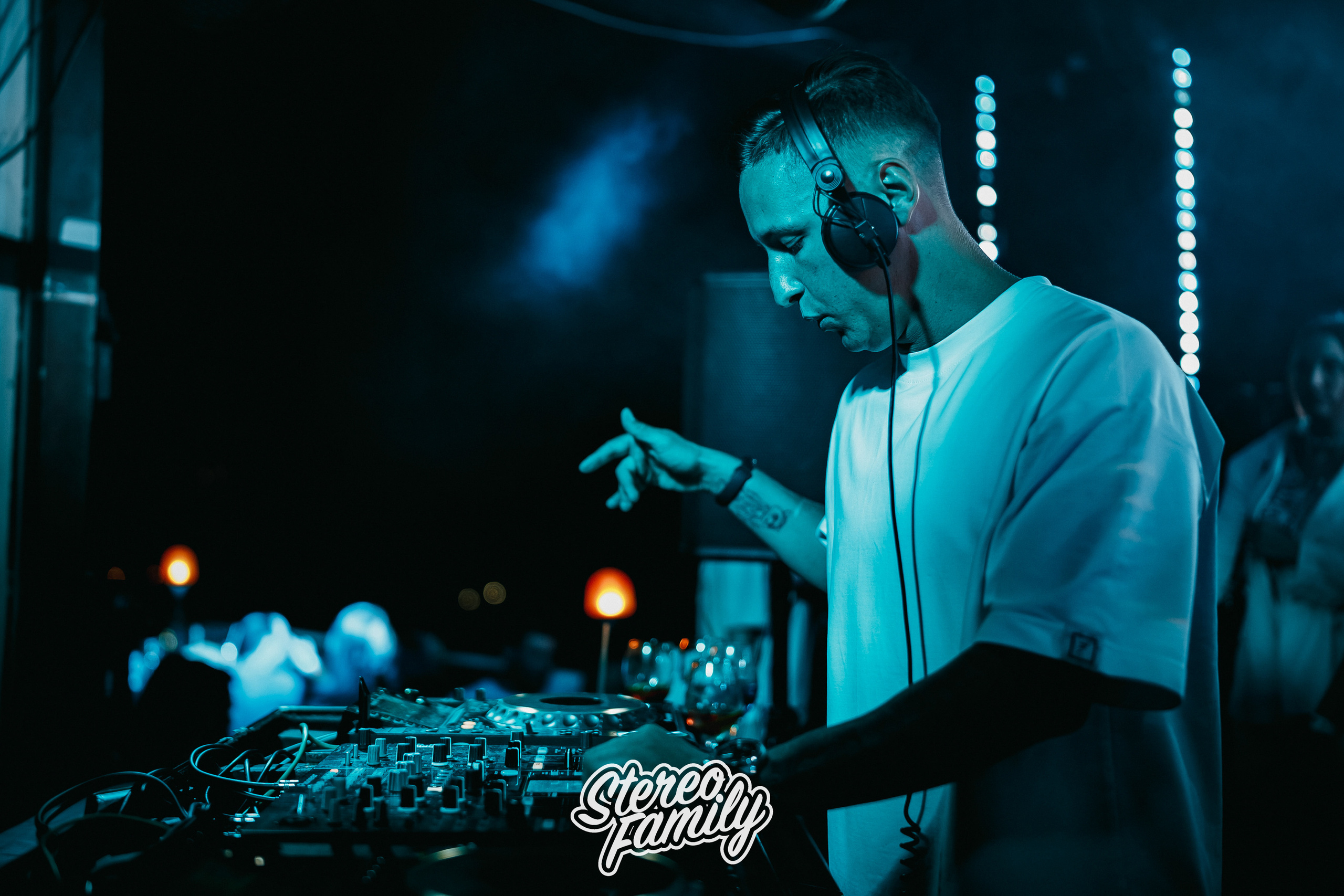 Stereoporno at Fantomas Rooftop. Репортажный (клубный) фотограф в Москве