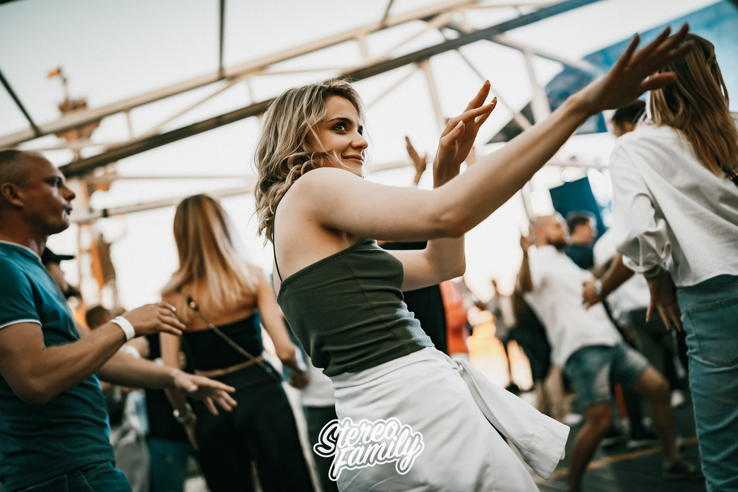 Stereoporno at Fantomas Rooftop. Репортажный (клубный) фотограф в Москве