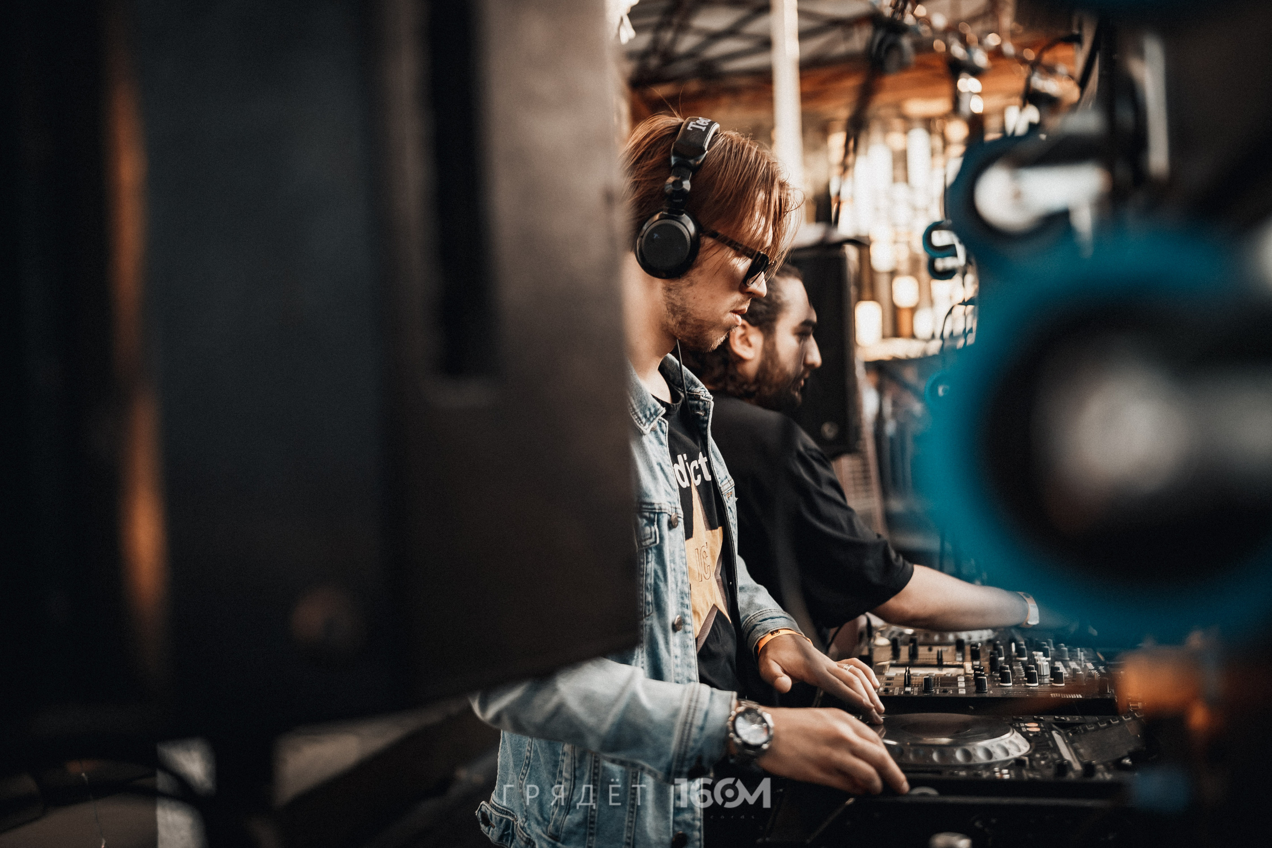 16 Om & Gryadet. Репортажный (клубный) фотограф в Москве