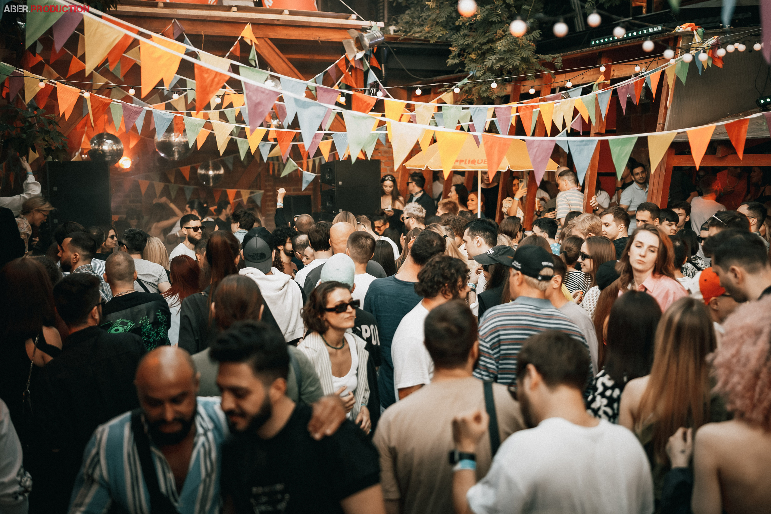 Applique 5_YEARS. Club Reportage Photographer in Moscow