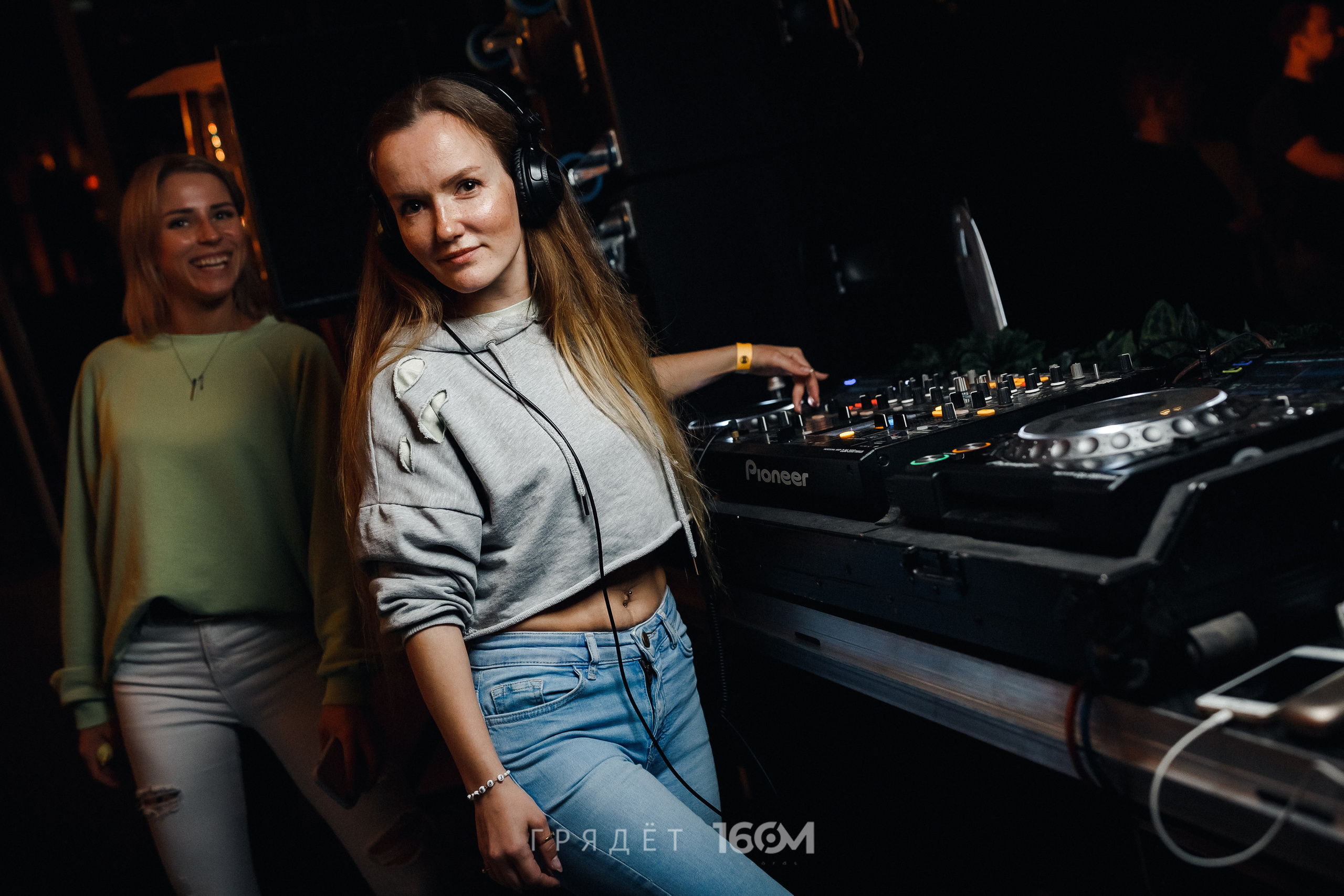 16 Om & Gryadet. Репортажный (клубный) фотограф в Москве