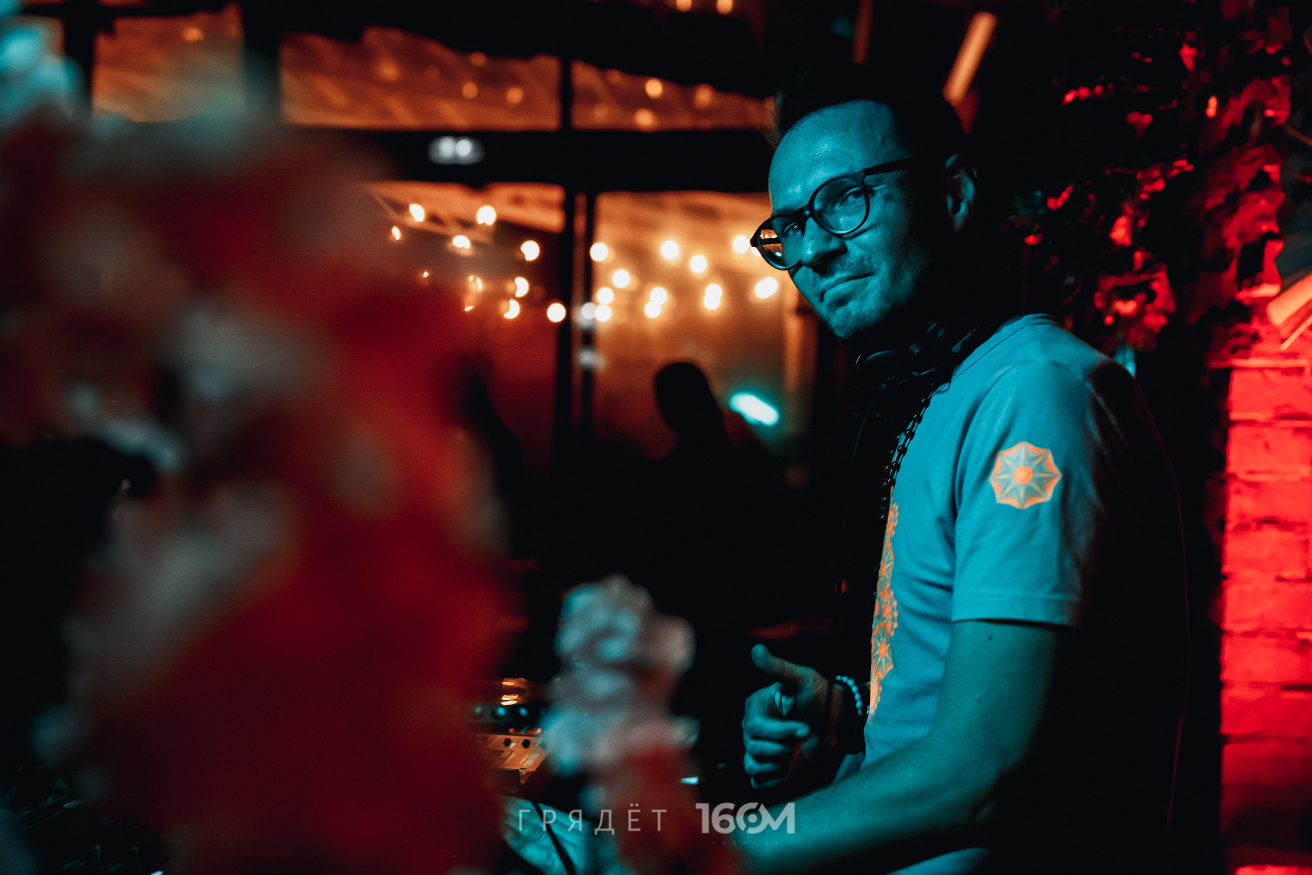 16 Om & Gryadet. Репортажный (клубный) фотограф в Москве