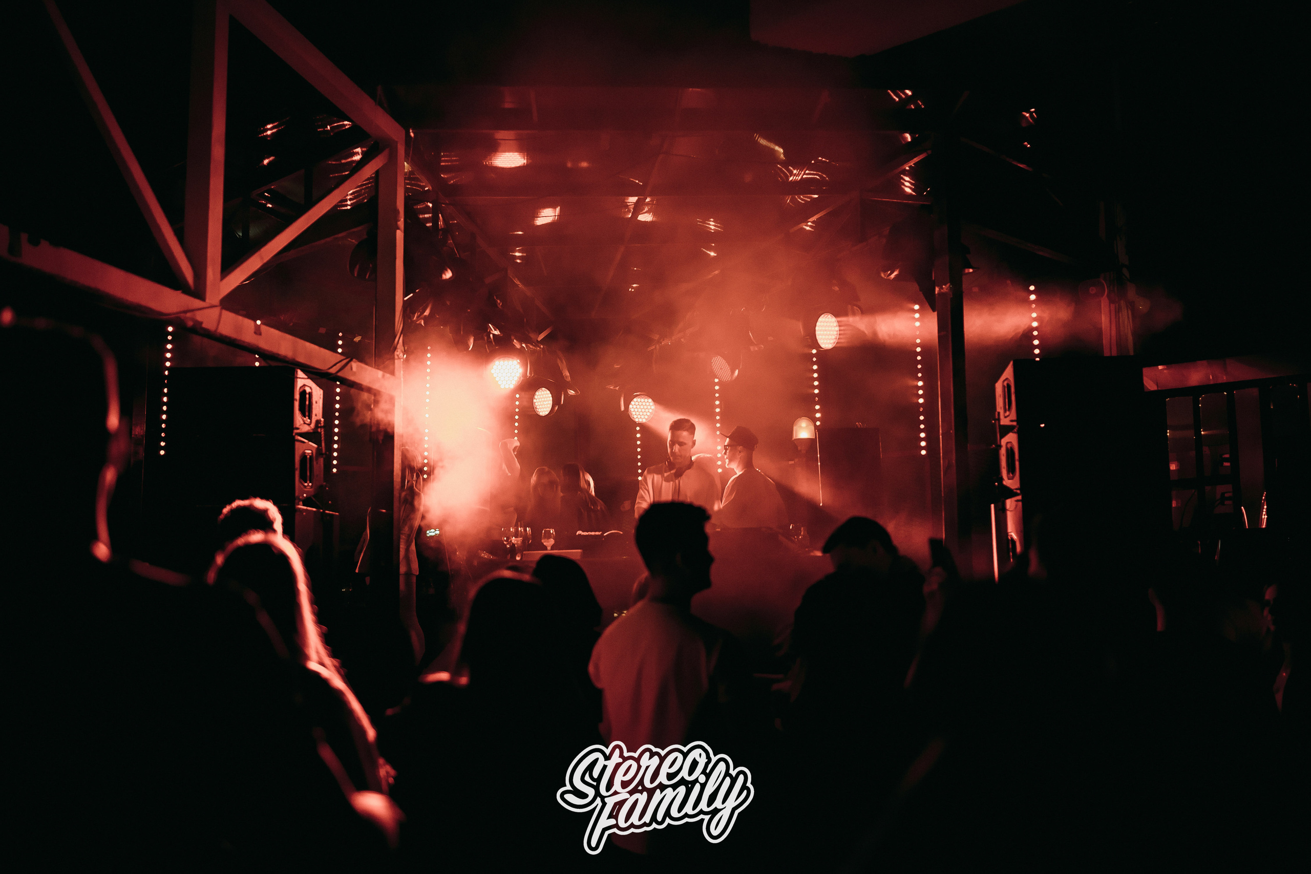 Stereoporno at Fantomas Rooftop. Репортажный (клубный) фотограф в Москве