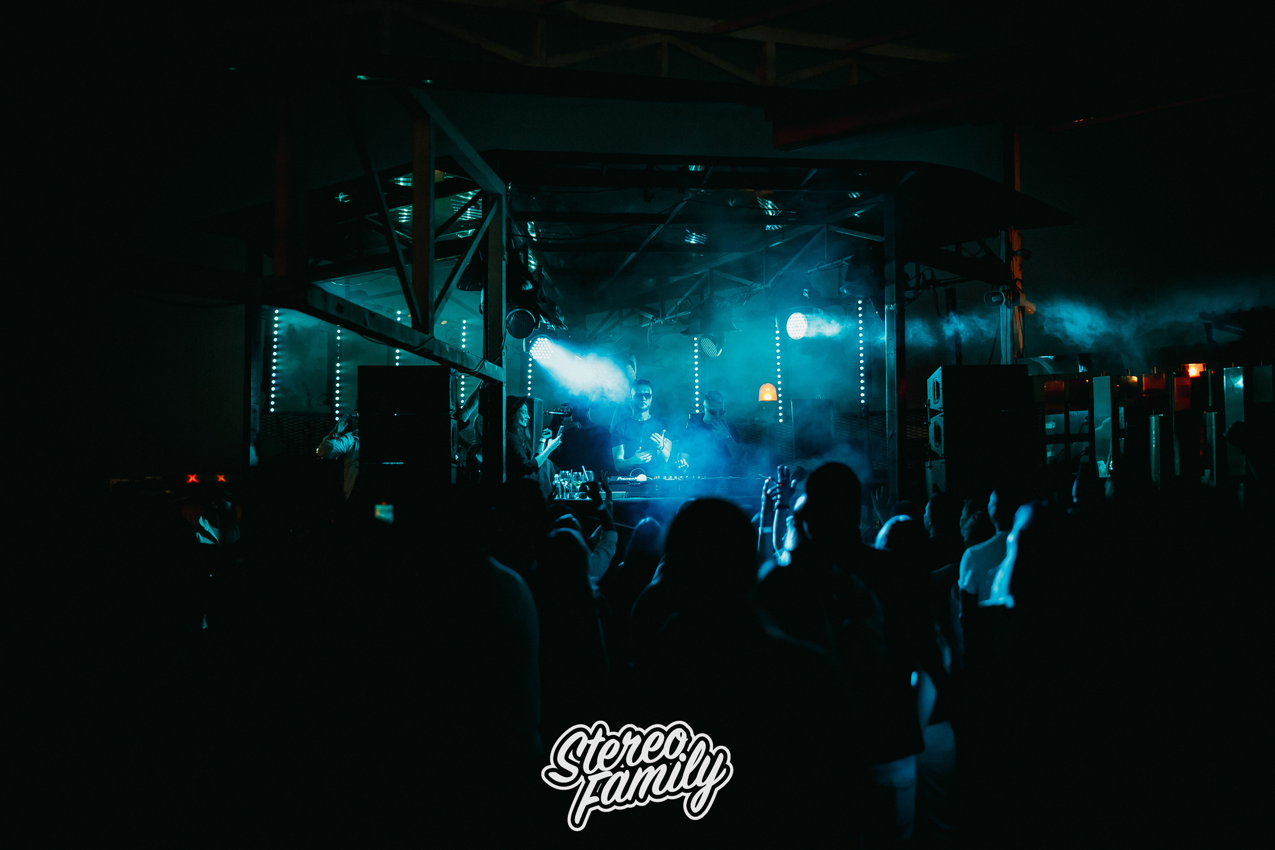 Stereoporno at Fantomas Rooftop. Репортажный (клубный) фотограф в Москве