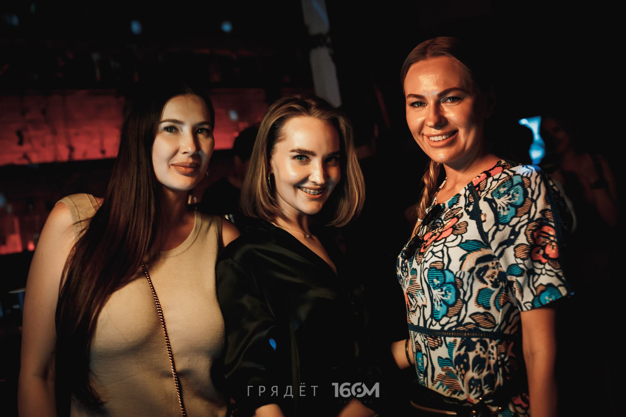 16 Om & Gryadet. Репортажный (клубный) фотограф в Москве