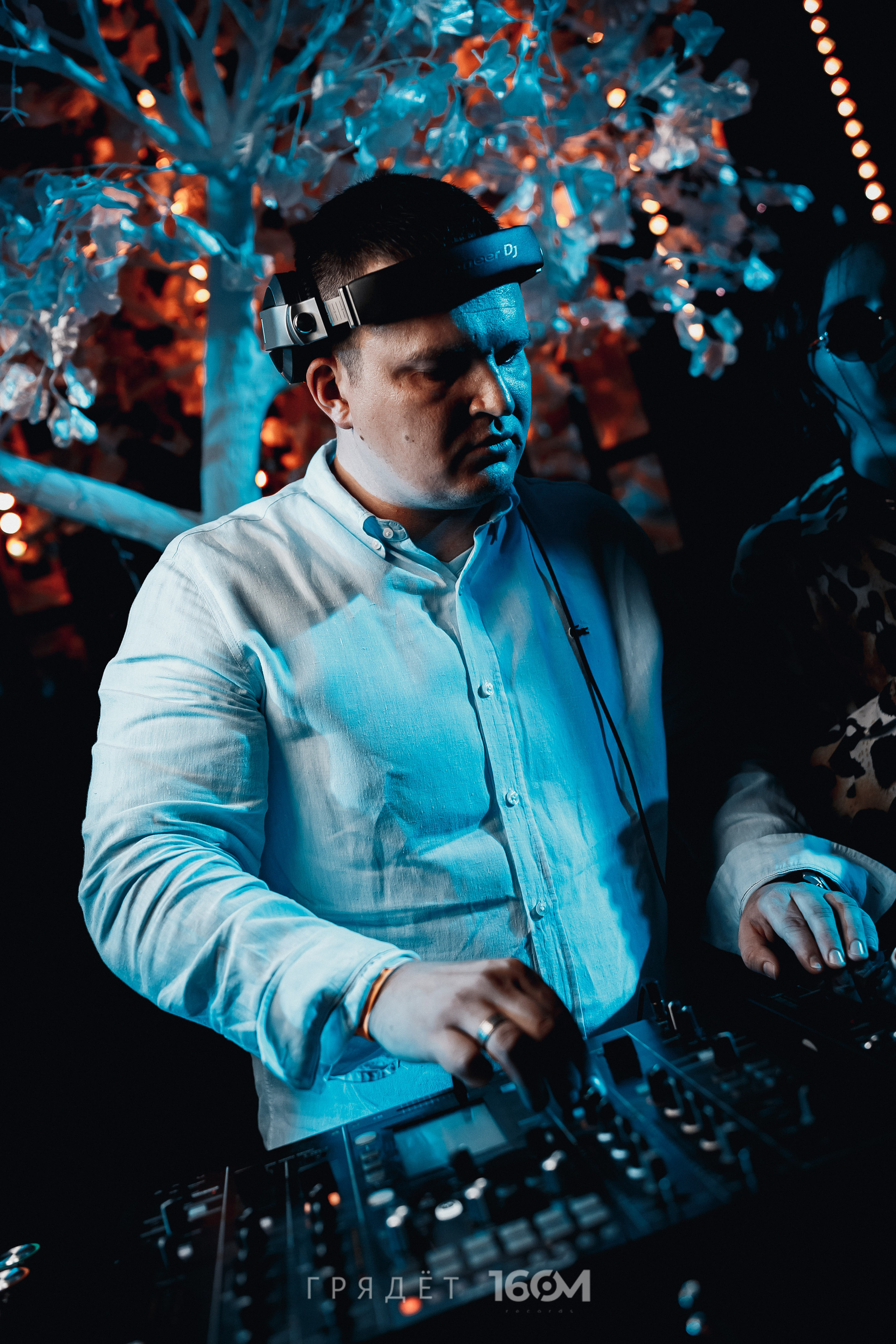 16 Om & Gryadet. Репортажный (клубный) фотограф в Москве