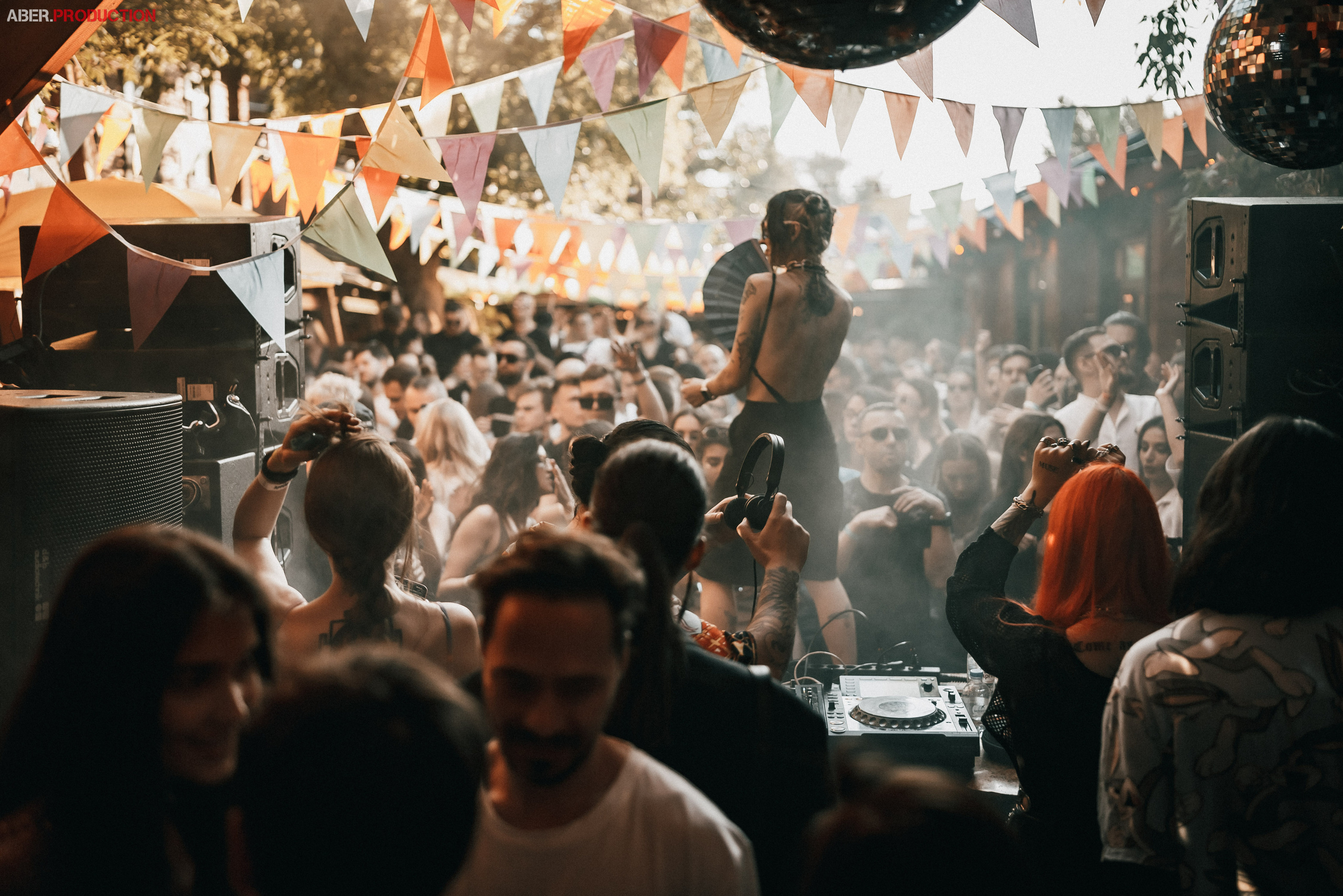 Applique 5_YEARS. Club Reportage Photographer in Moscow