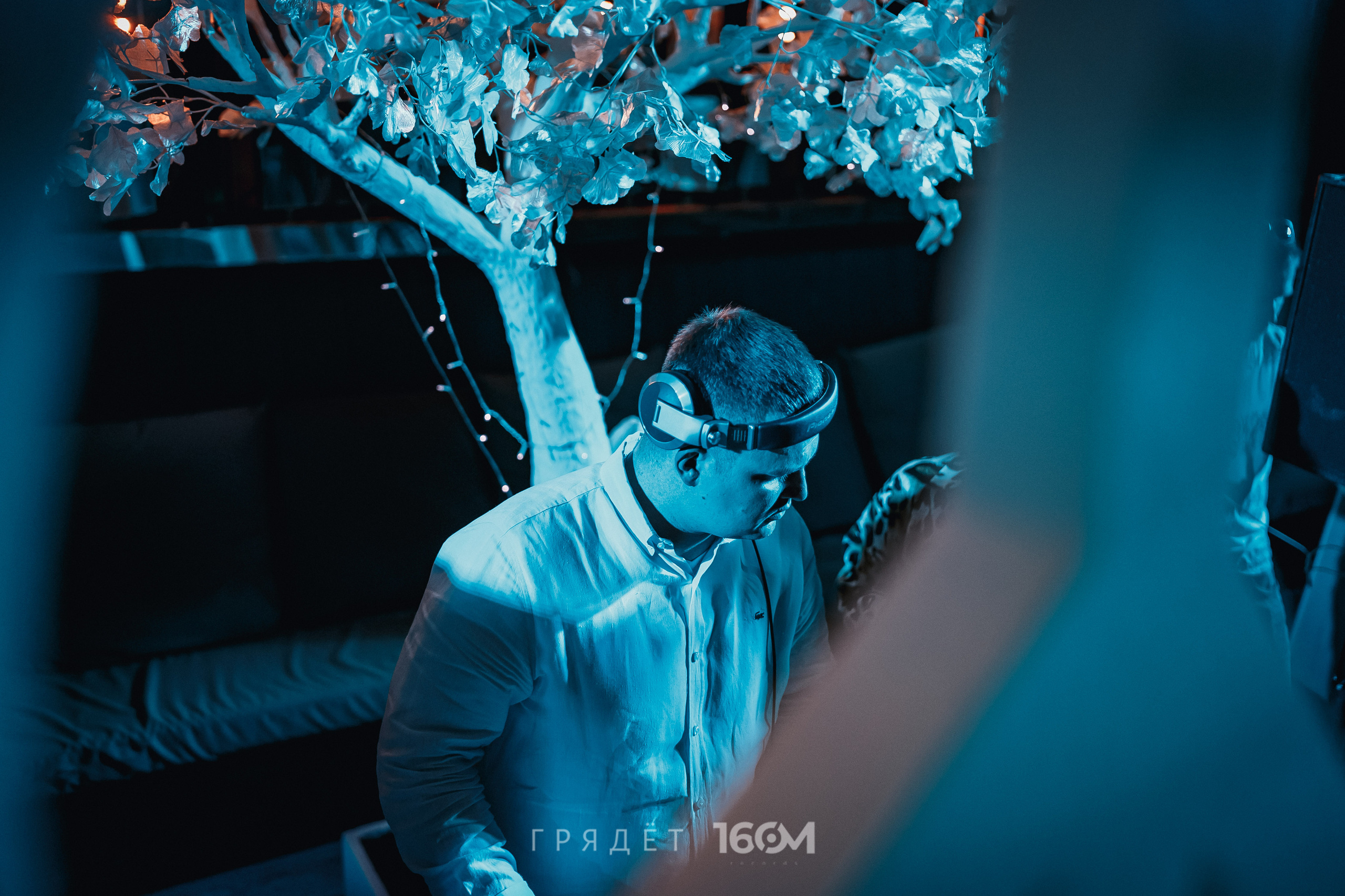 16 Om & Gryadet. Репортажный (клубный) фотограф в Москве