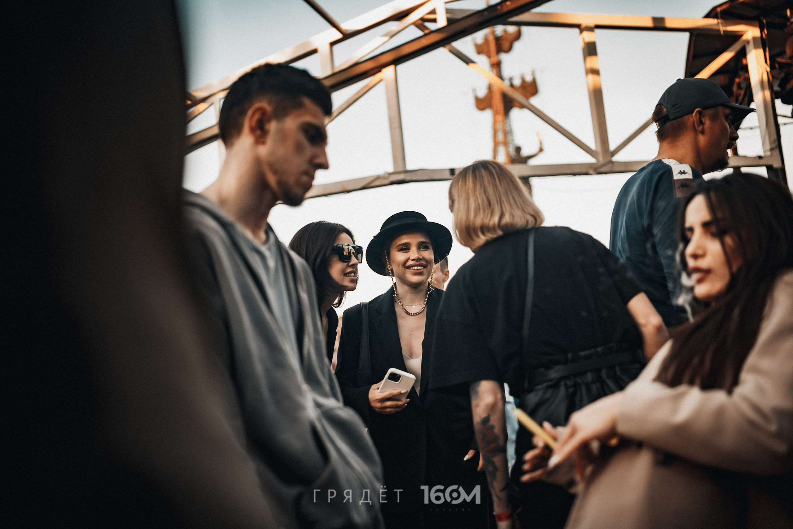 16 Om & Gryadet. Репортажный (клубный) фотограф в Москве