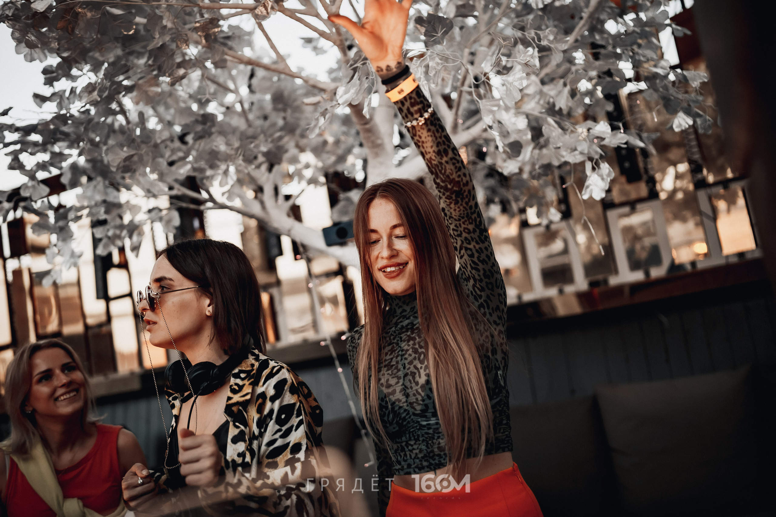 16 Om & Gryadet. Репортажный (клубный) фотограф в Москве