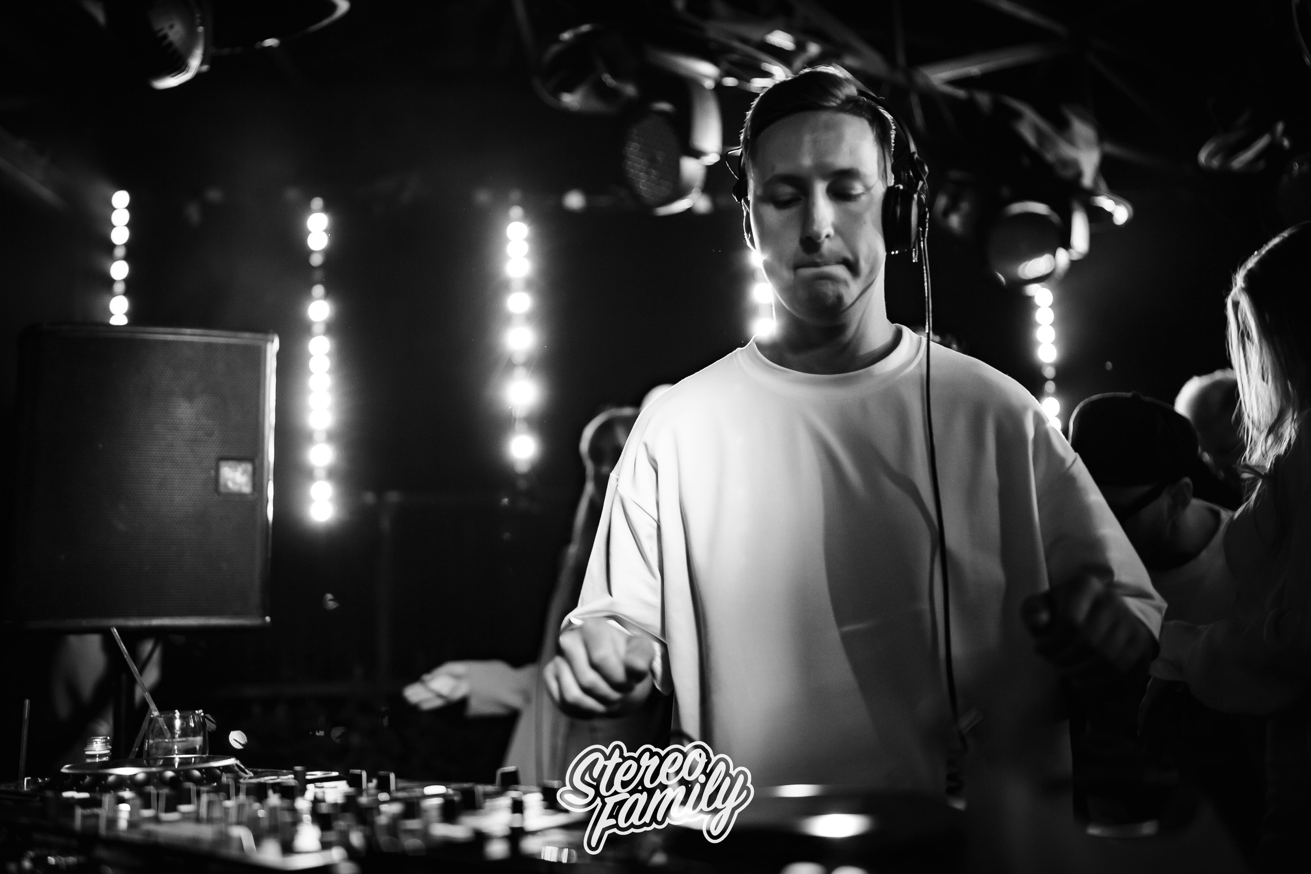 Stereoporno at Fantomas Rooftop. Репортажный (клубный) фотограф в Москве