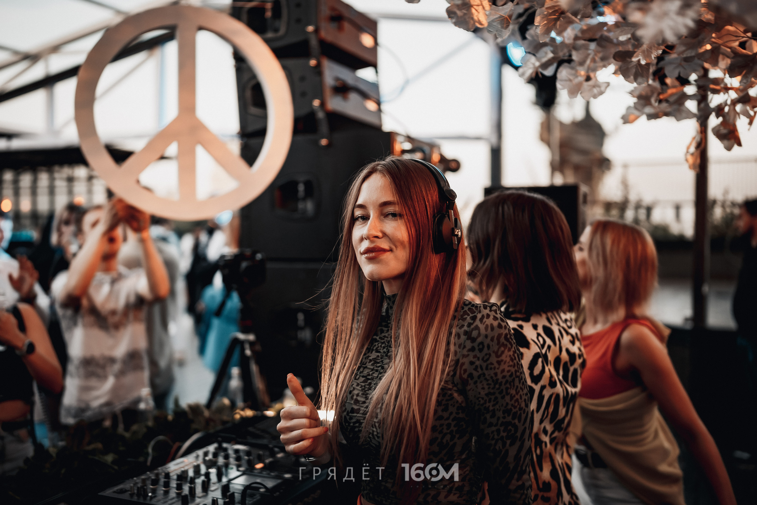 16 Om & Gryadet. Репортажный (клубный) фотограф в Москве