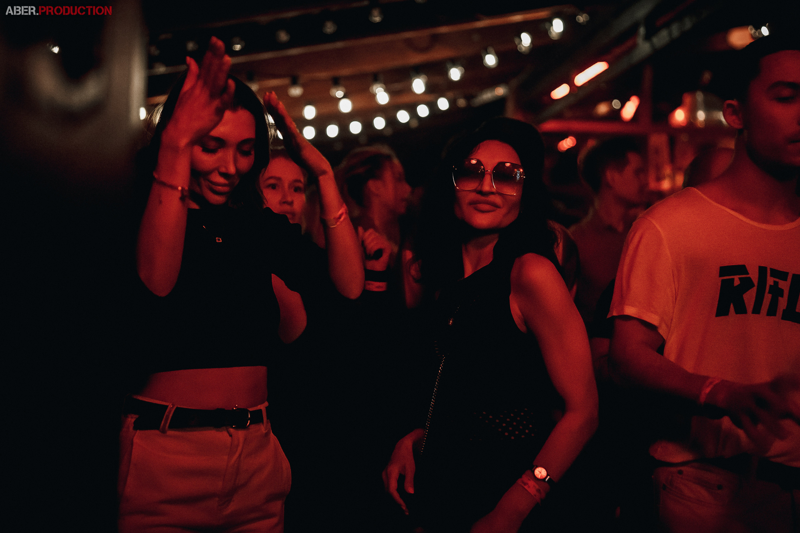 SVOI — Contrast (3 года вместе). Репортажный (клубный) фотограф в Москве