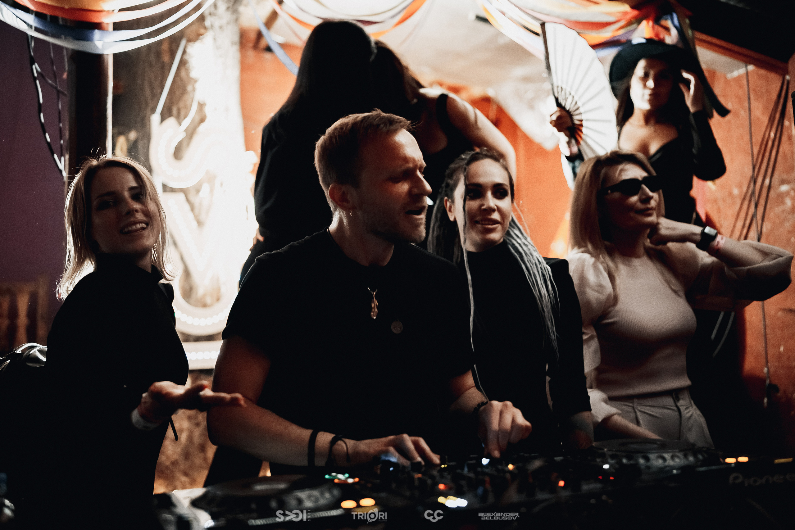 SVOI 2 Years at Gazgolder. Репортажный (клубный) фотограф в Москве