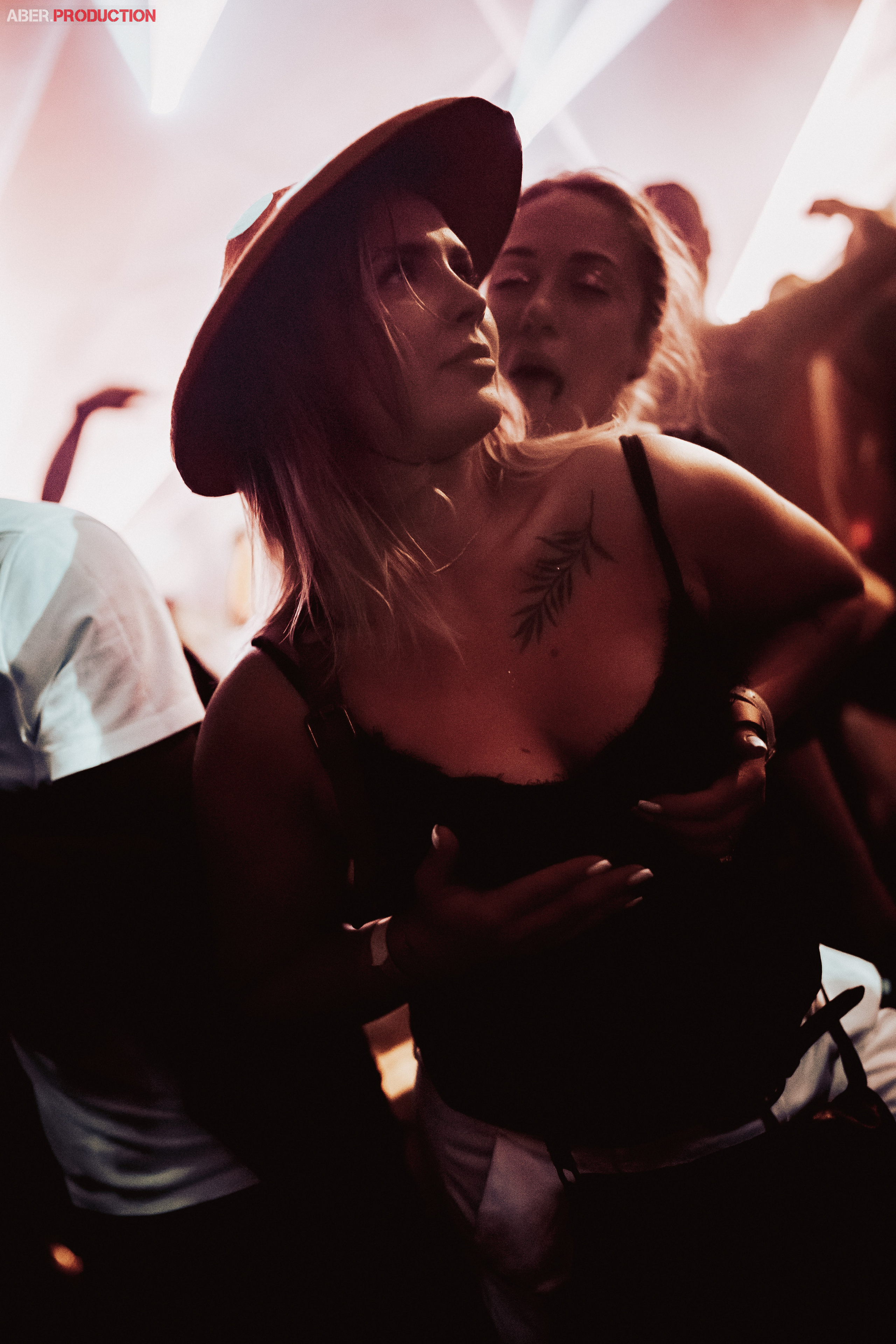 Afterskazka at Mutabor. Репортажный (клубный) фотограф в Москве