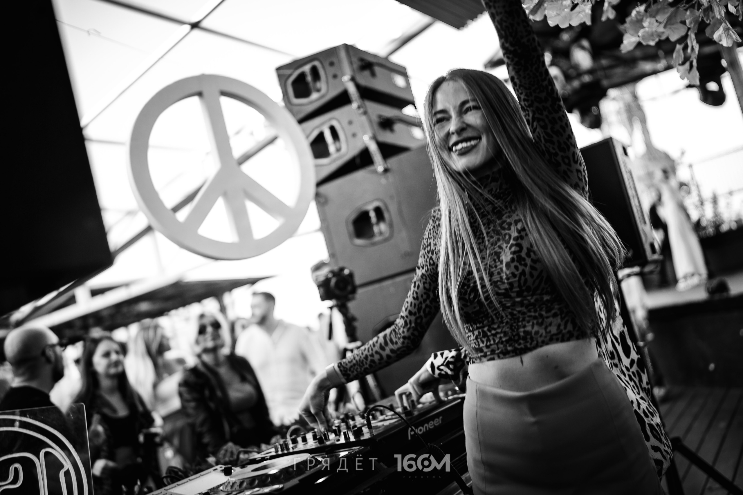 16 Om & Gryadet. Репортажный (клубный) фотограф в Москве