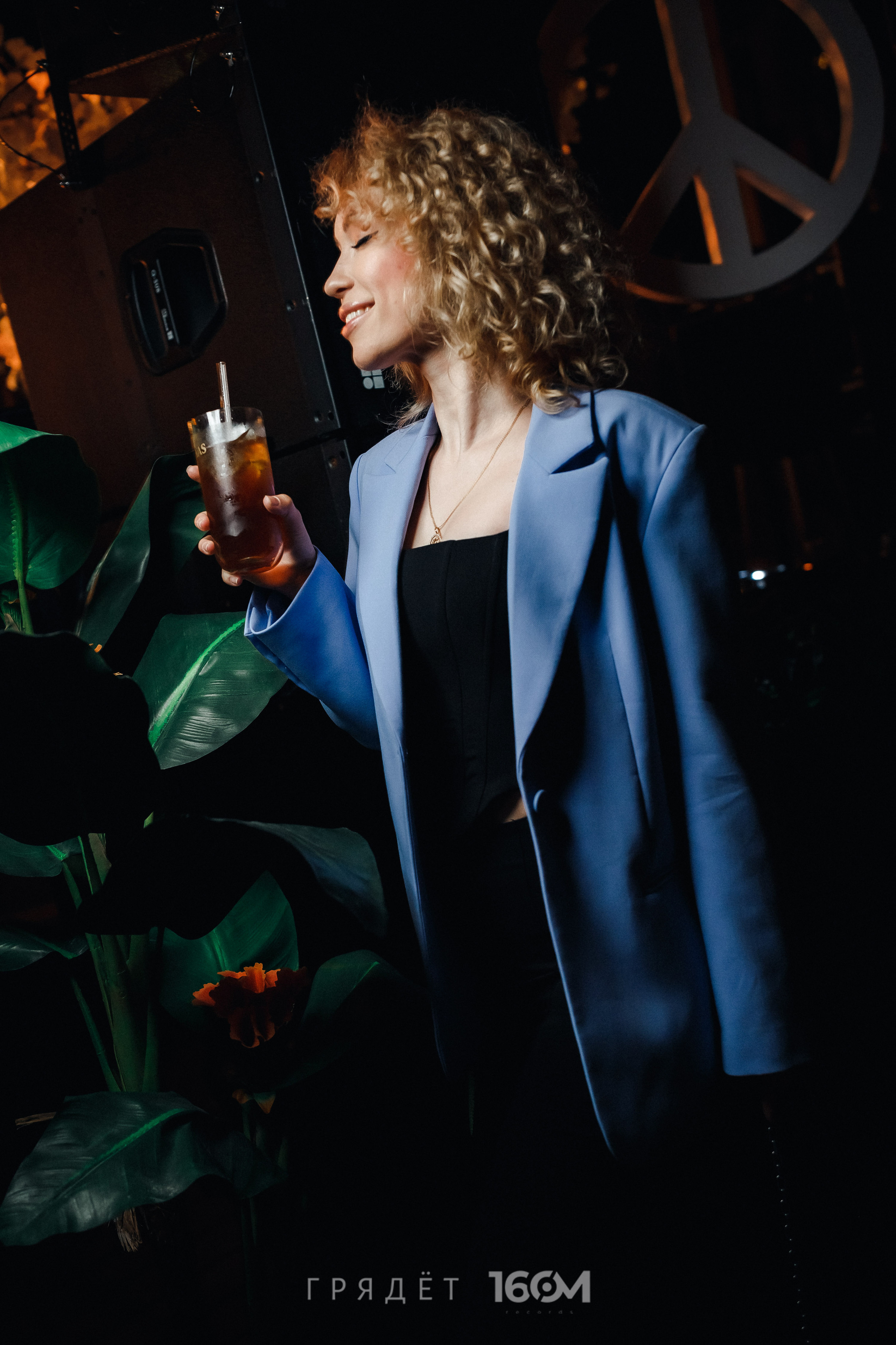 16 Om & Gryadet. Репортажный (клубный) фотограф в Москве