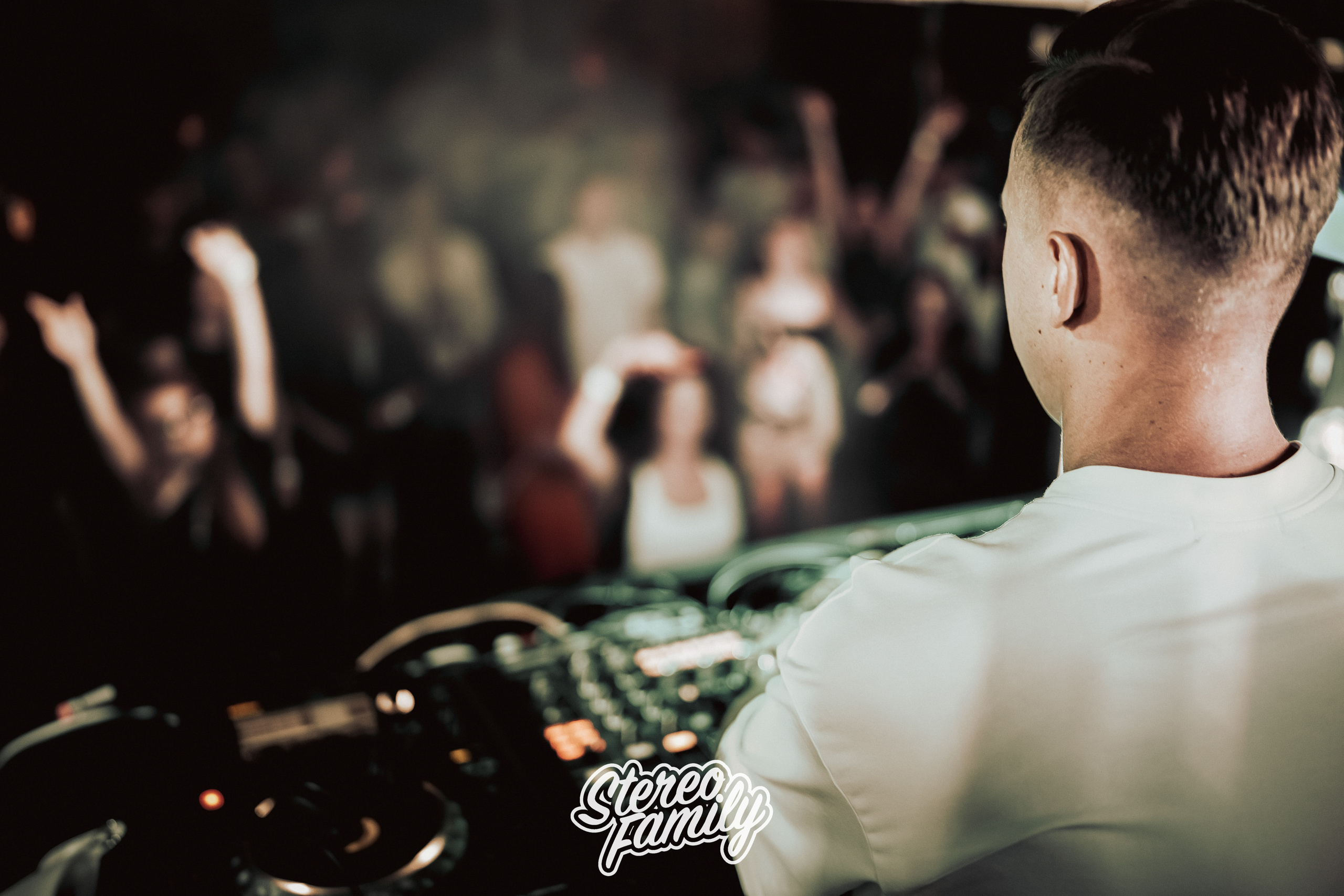 Stereoporno at Fantomas Rooftop. Репортажный (клубный) фотограф в Москве