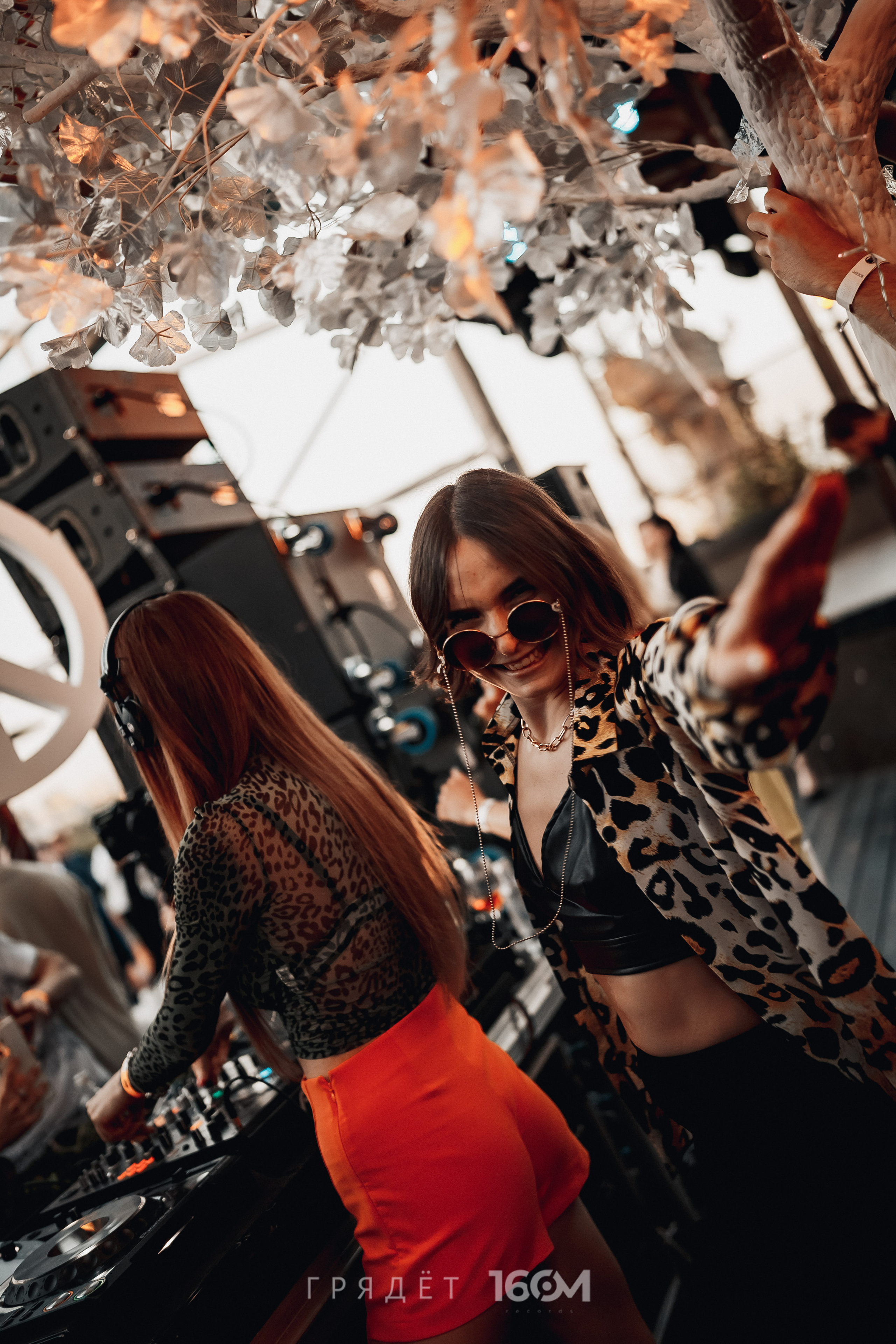 16 Om & Gryadet. Репортажный (клубный) фотограф в Москве