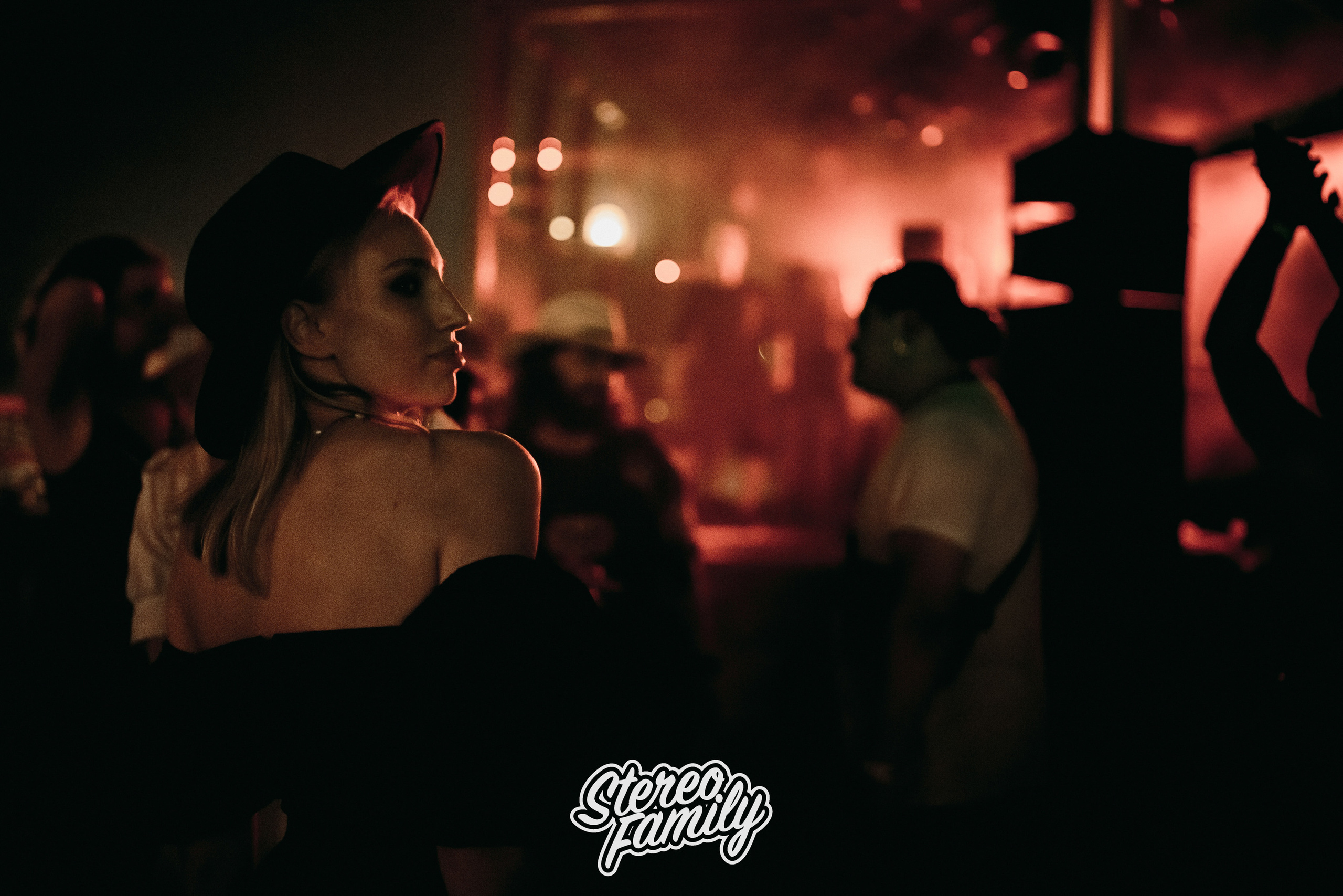 Stereoporno at Fantomas Rooftop. Репортажный (клубный) фотограф в Москве