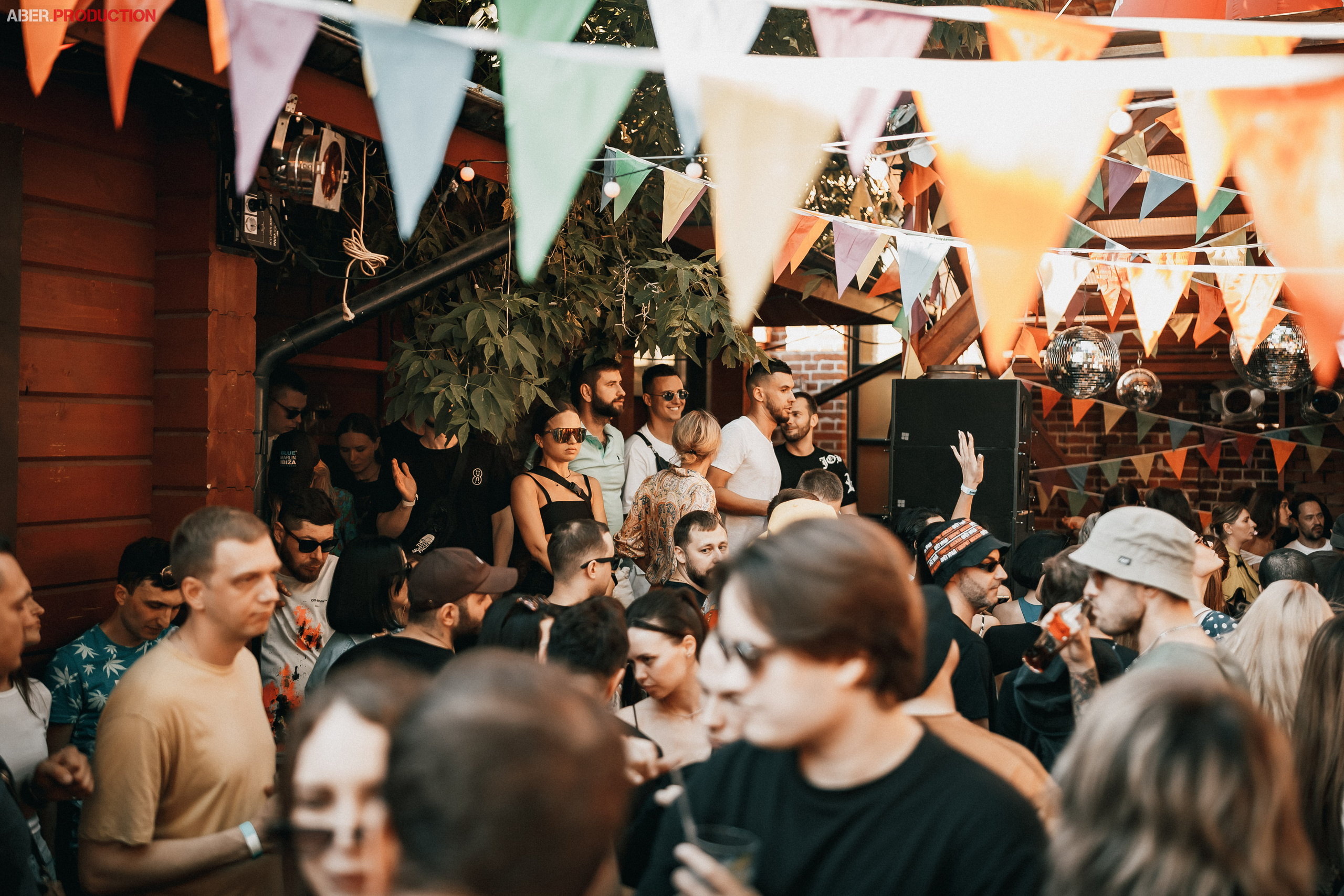 Applique 5_YEARS. Club Reportage Photographer in Moscow