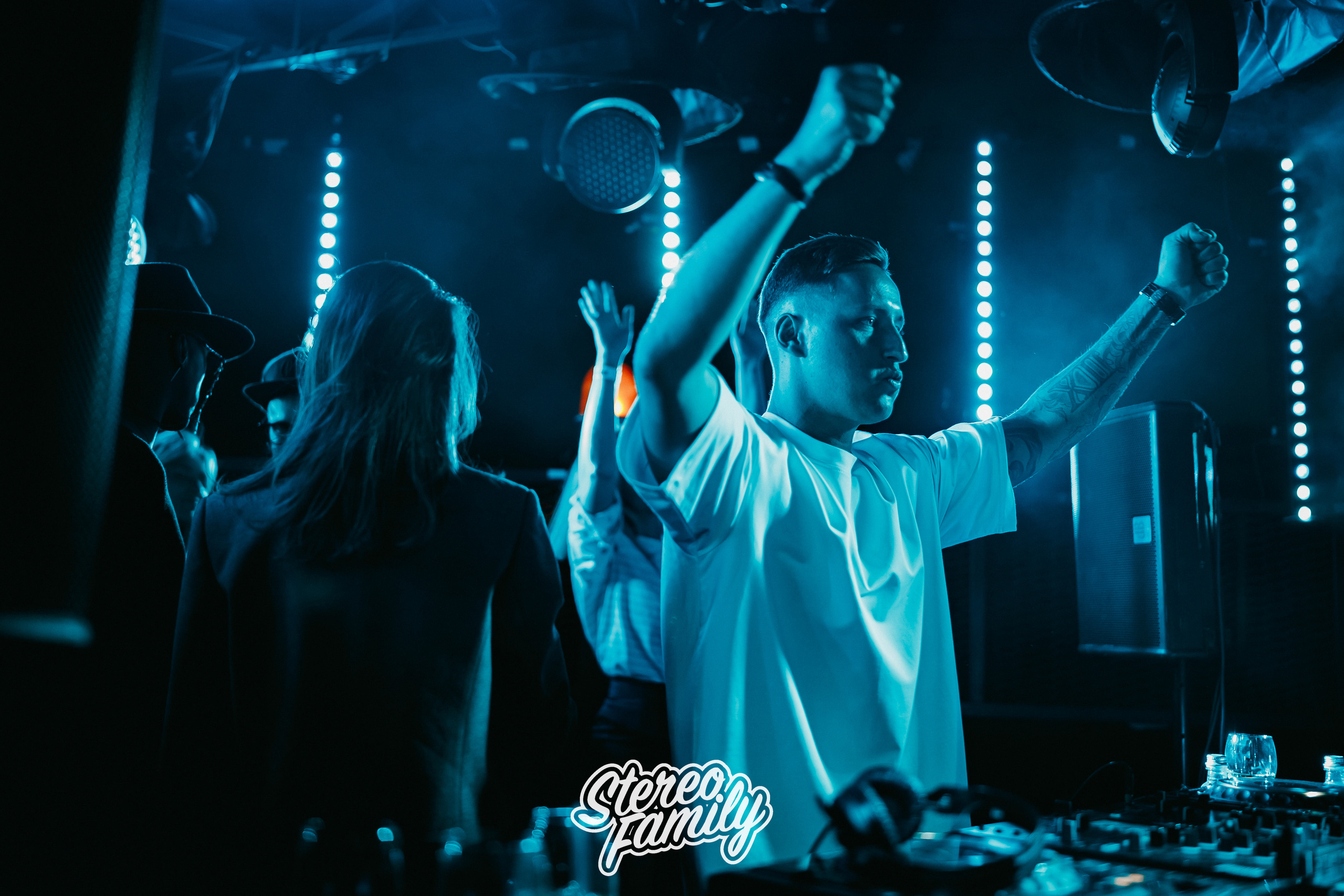 Stereoporno at Fantomas Rooftop. Репортажный (клубный) фотограф в Москве