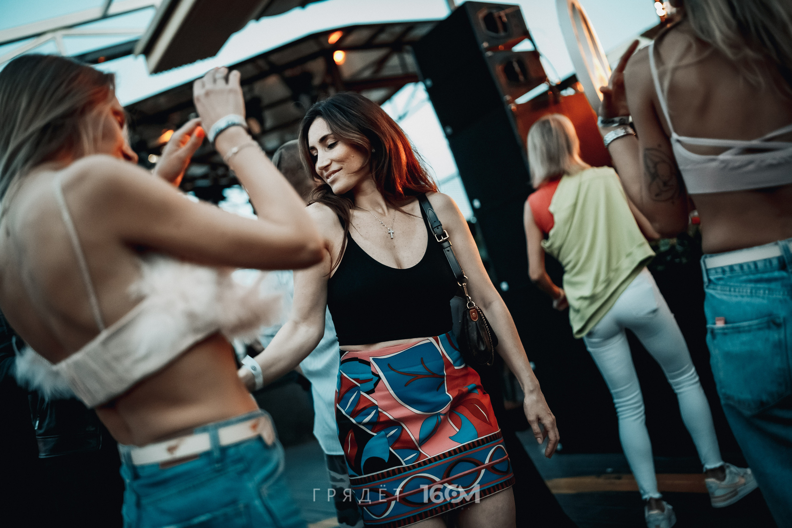 16 Om & Gryadet. Репортажный (клубный) фотограф в Москве