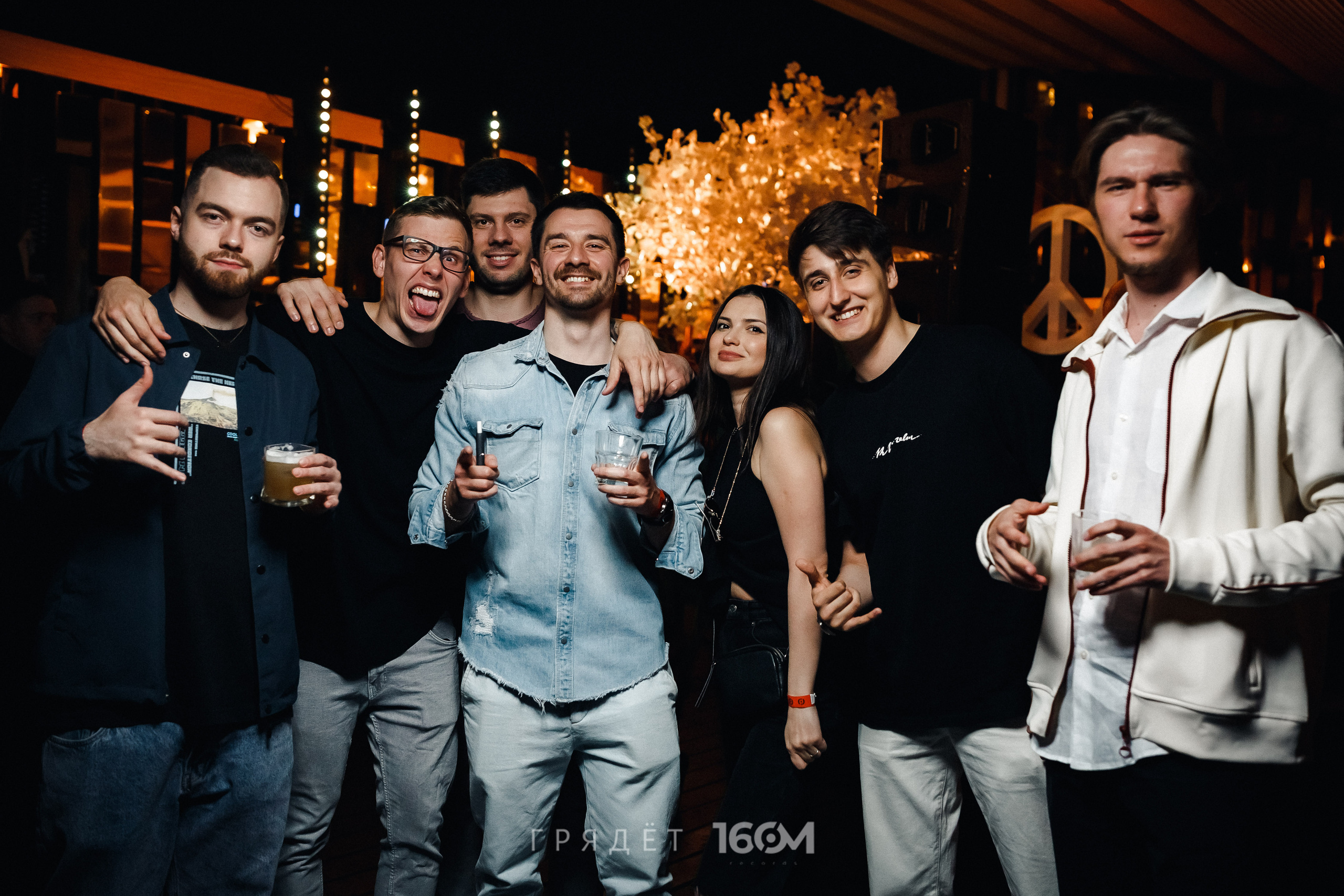 16 Om & Gryadet. Репортажный (клубный) фотограф в Москве