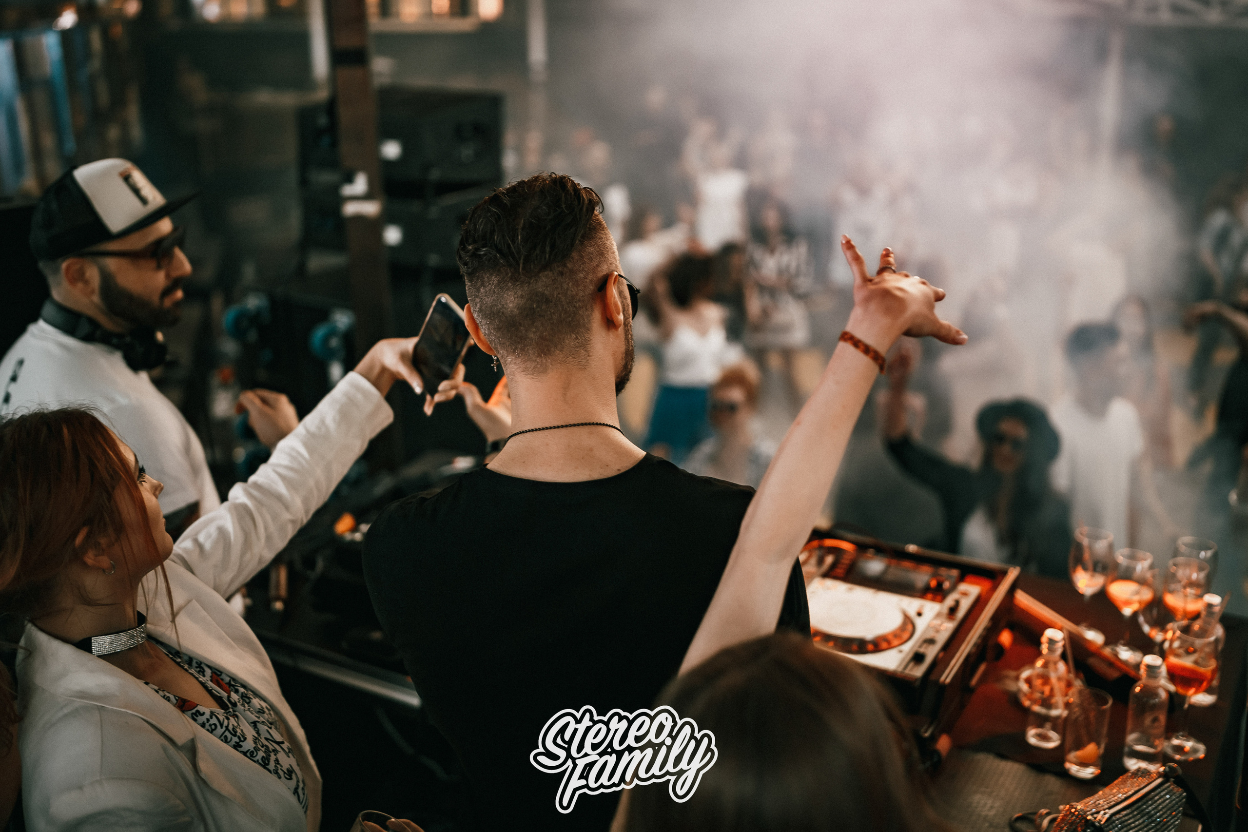 Stereoporno at Fantomas Rooftop. Репортажный (клубный) фотограф в Москве