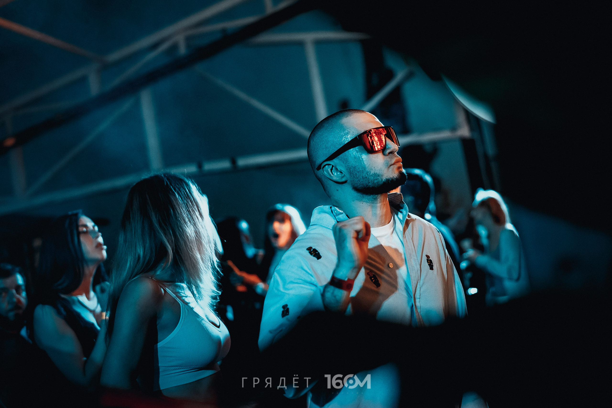 16 Om & Gryadet. Репортажный (клубный) фотограф в Москве