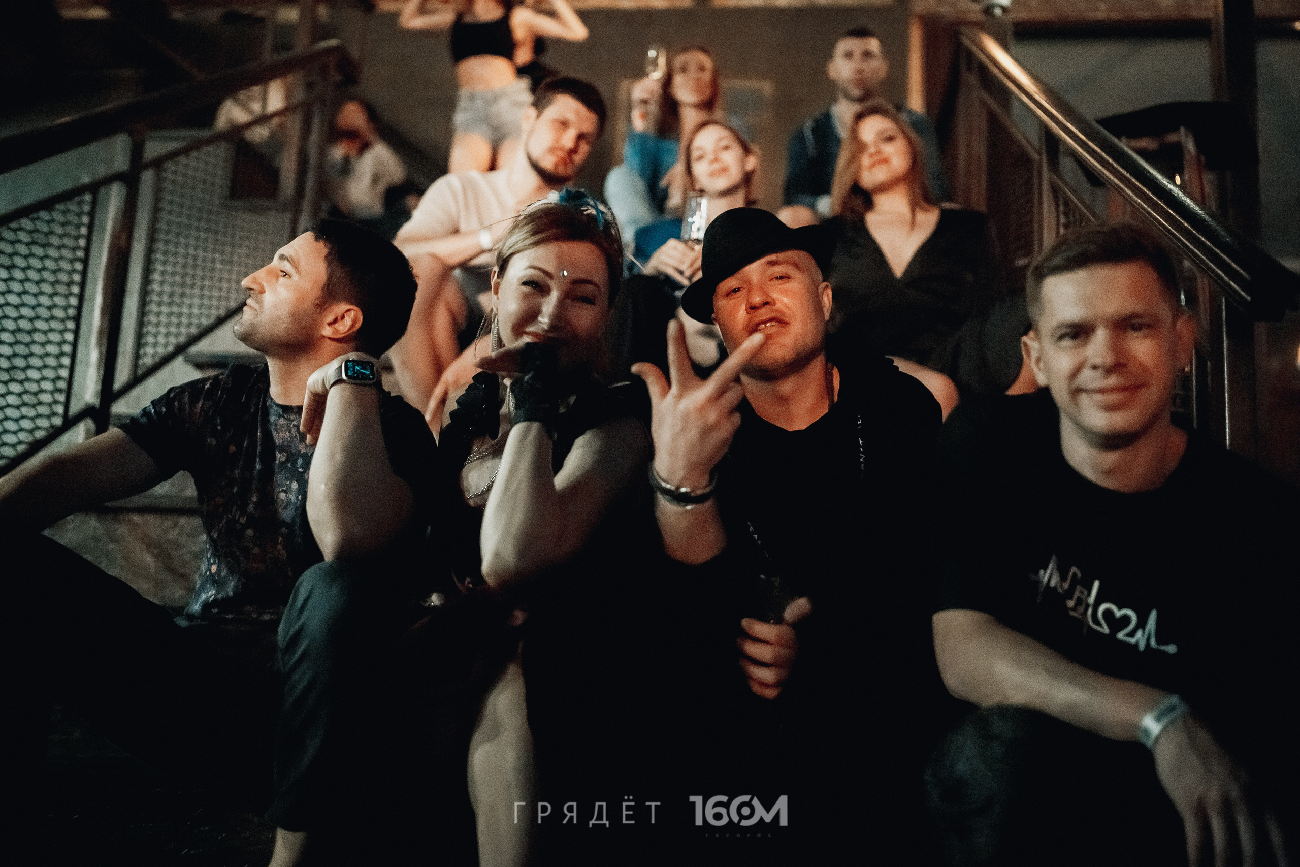 16 Om & Gryadet. Репортажный (клубный) фотограф в Москве