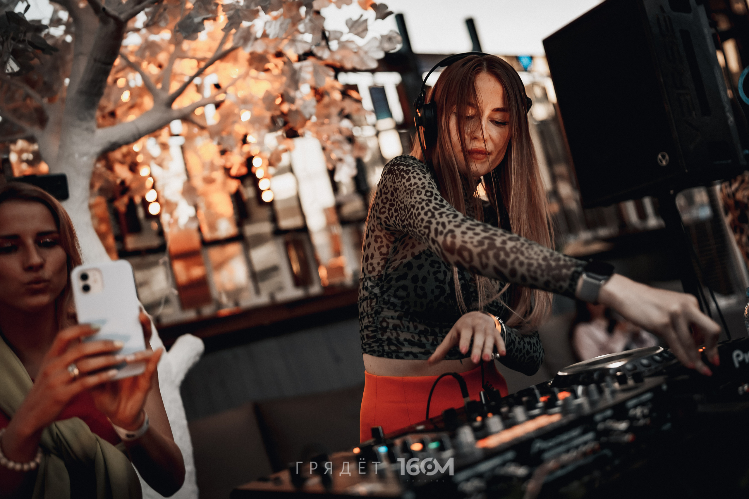 16 Om & Gryadet. Репортажный (клубный) фотограф в Москве