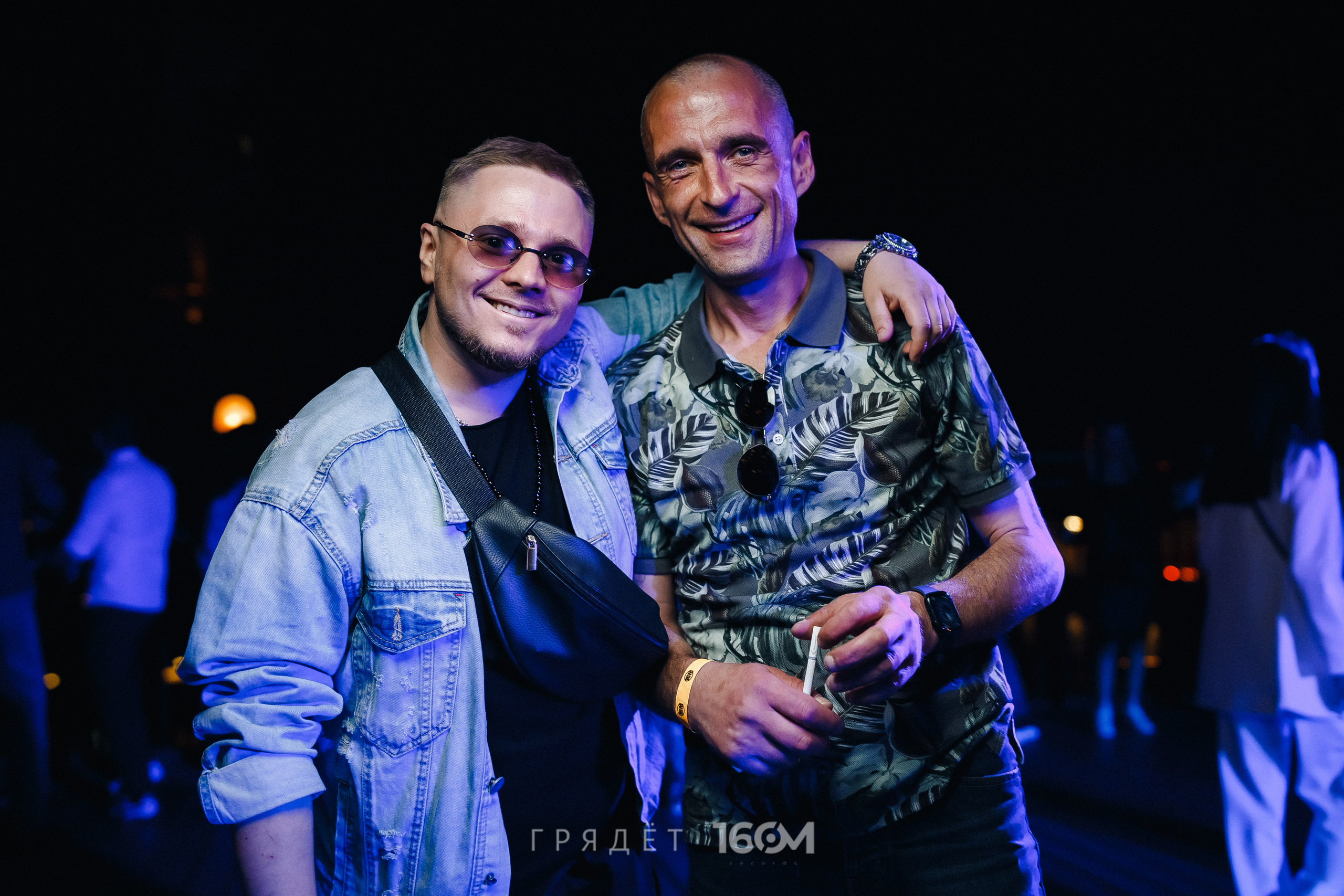 16 Om & Gryadet. Репортажный (клубный) фотограф в Москве