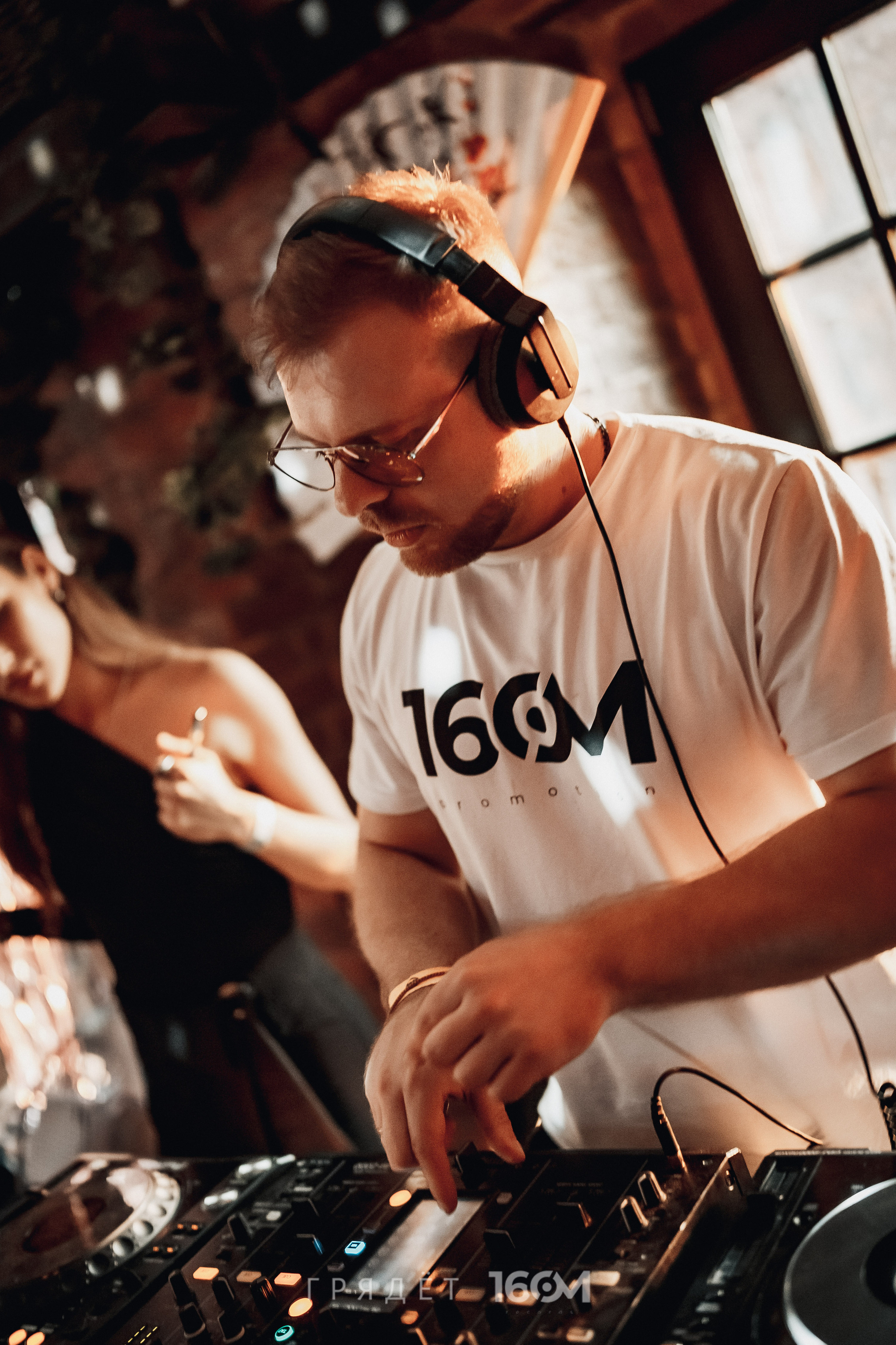 16 Om & Gryadet. Репортажный (клубный) фотограф в Москве